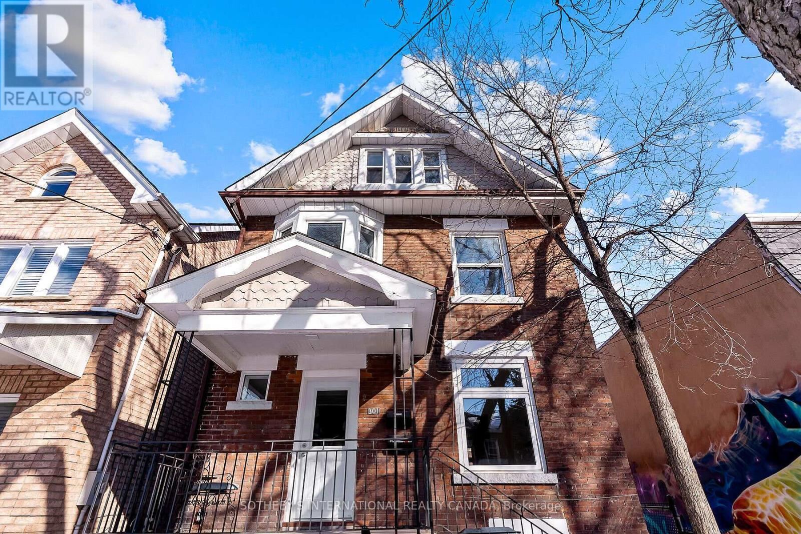 301 Euclid Avenue Unit Main, Toronto (Trinity-Bellwoods)