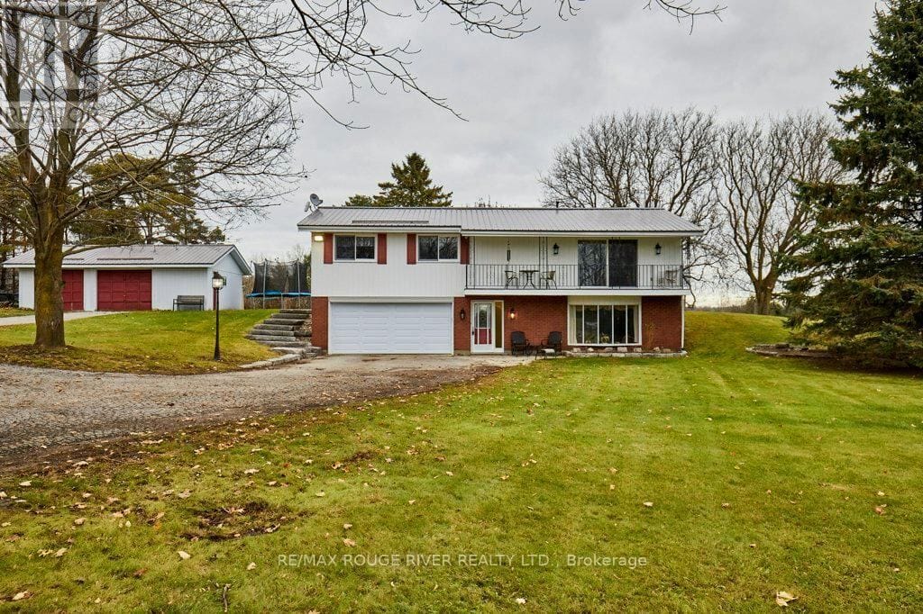5045 Simcoe Street North, Oshawa