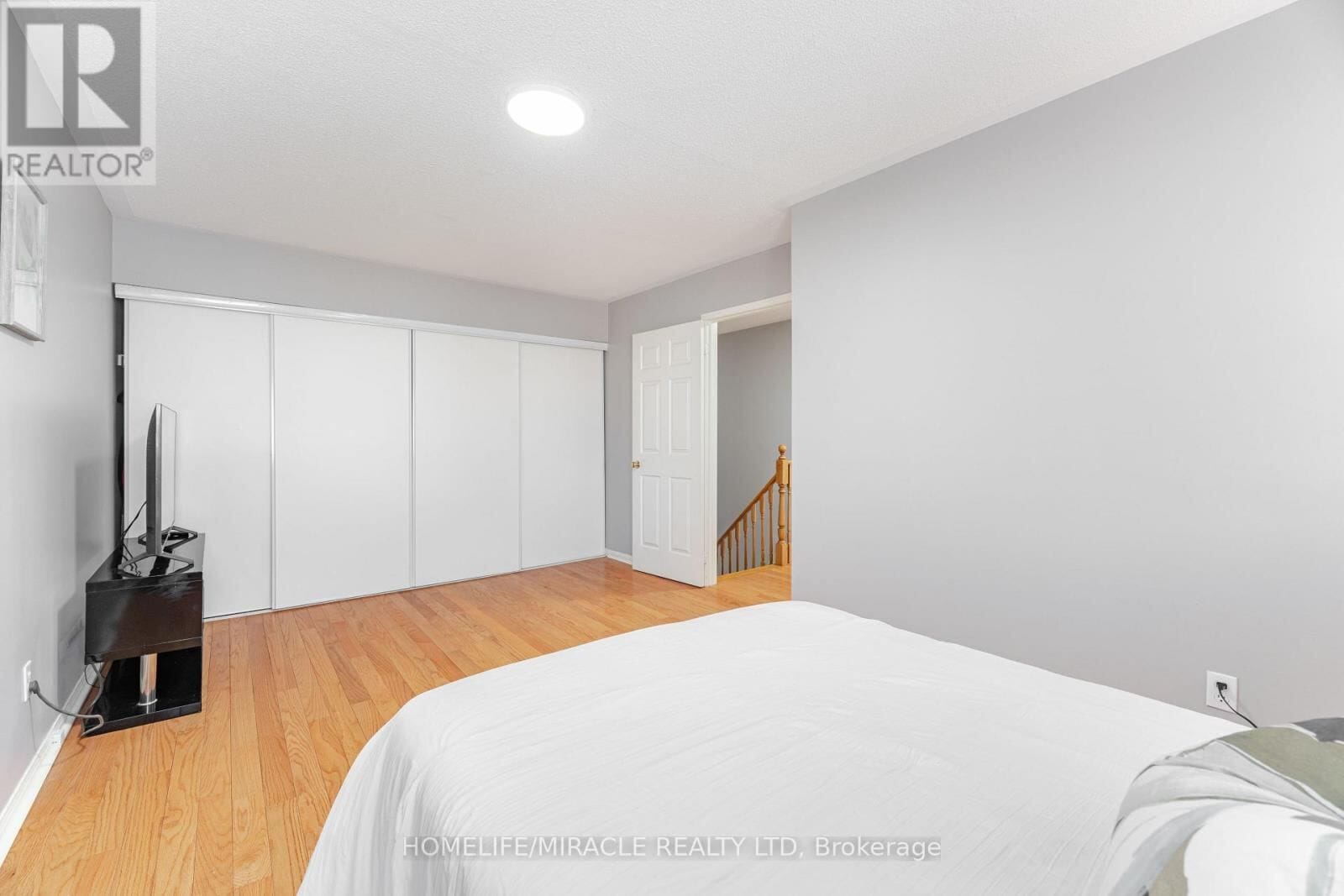 83 Mondeo Drive Unit 32, Toronto (Dorset Park)