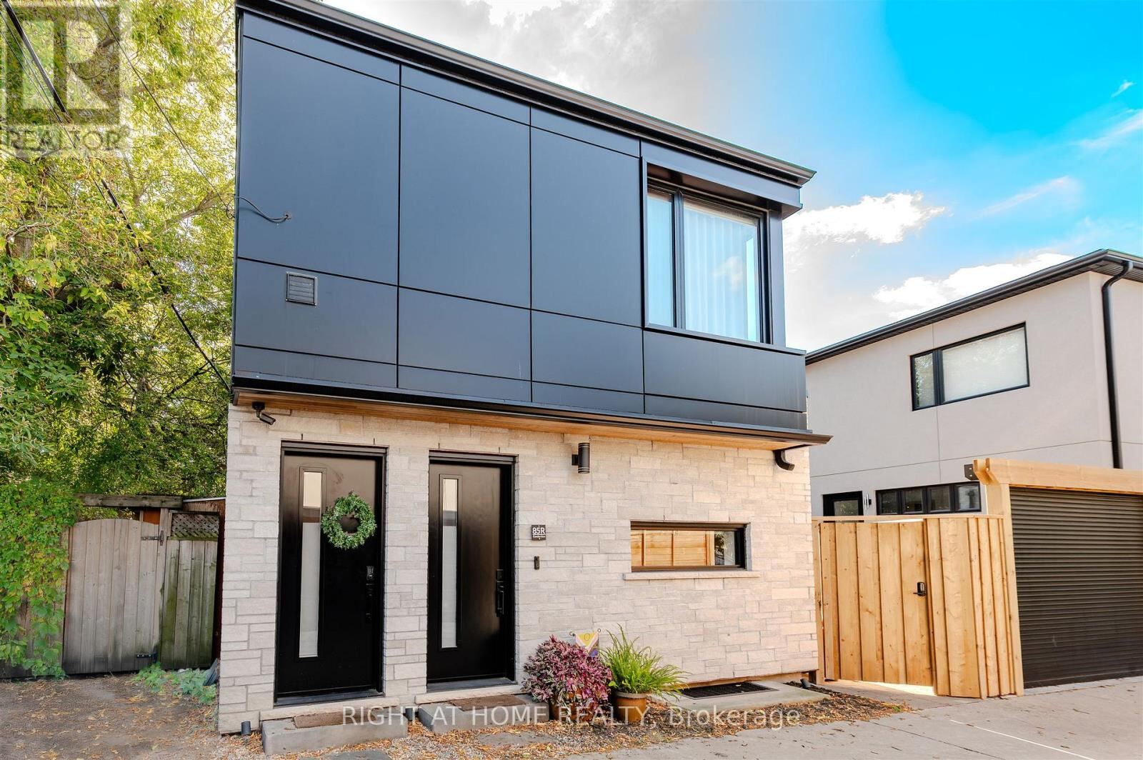 85R Condor Avenue, Toronto (Blake-Jones)