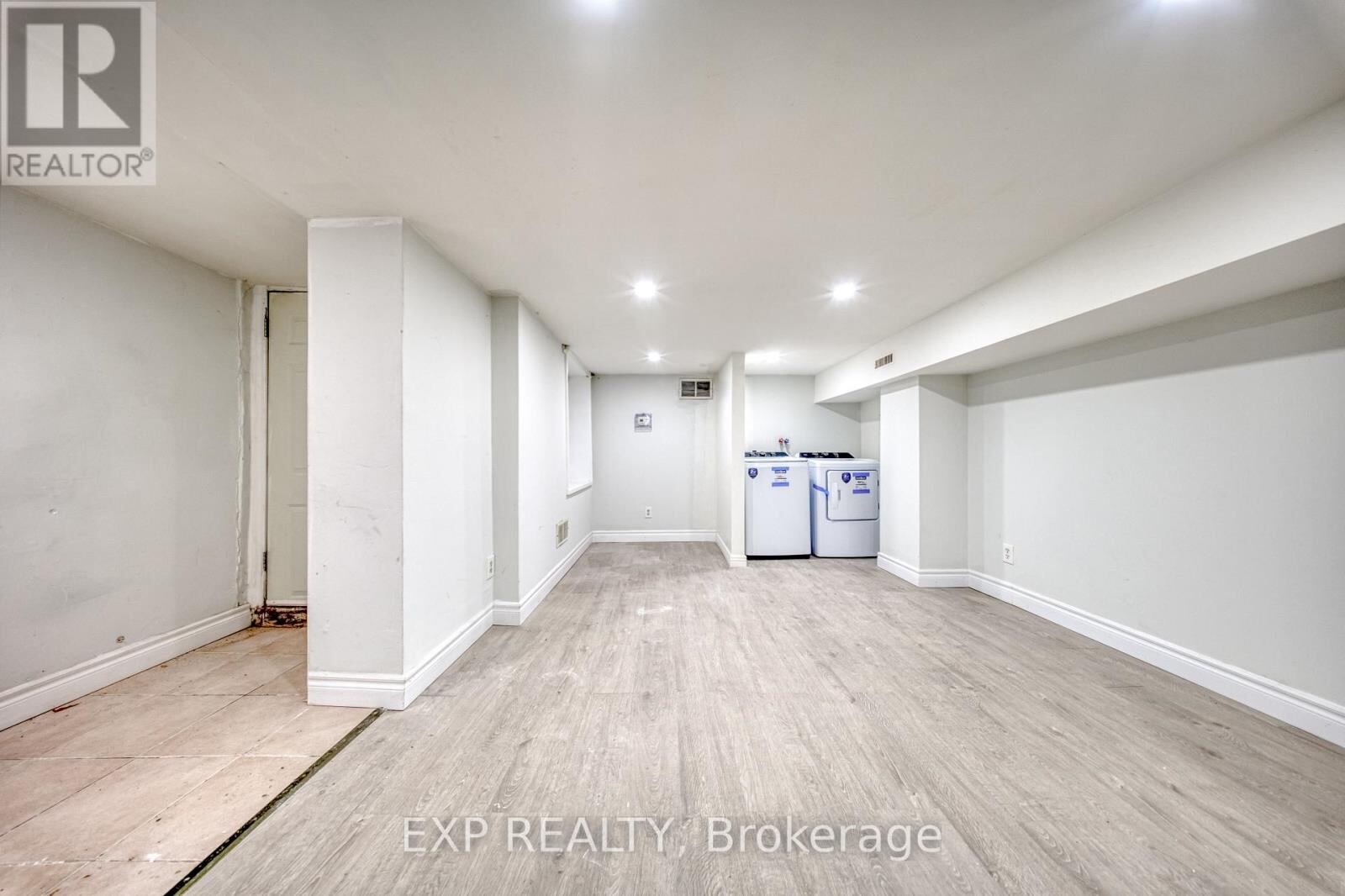 1678 Kingston Road Unit Lower, Toronto (Birchcliffe-Cliffside)