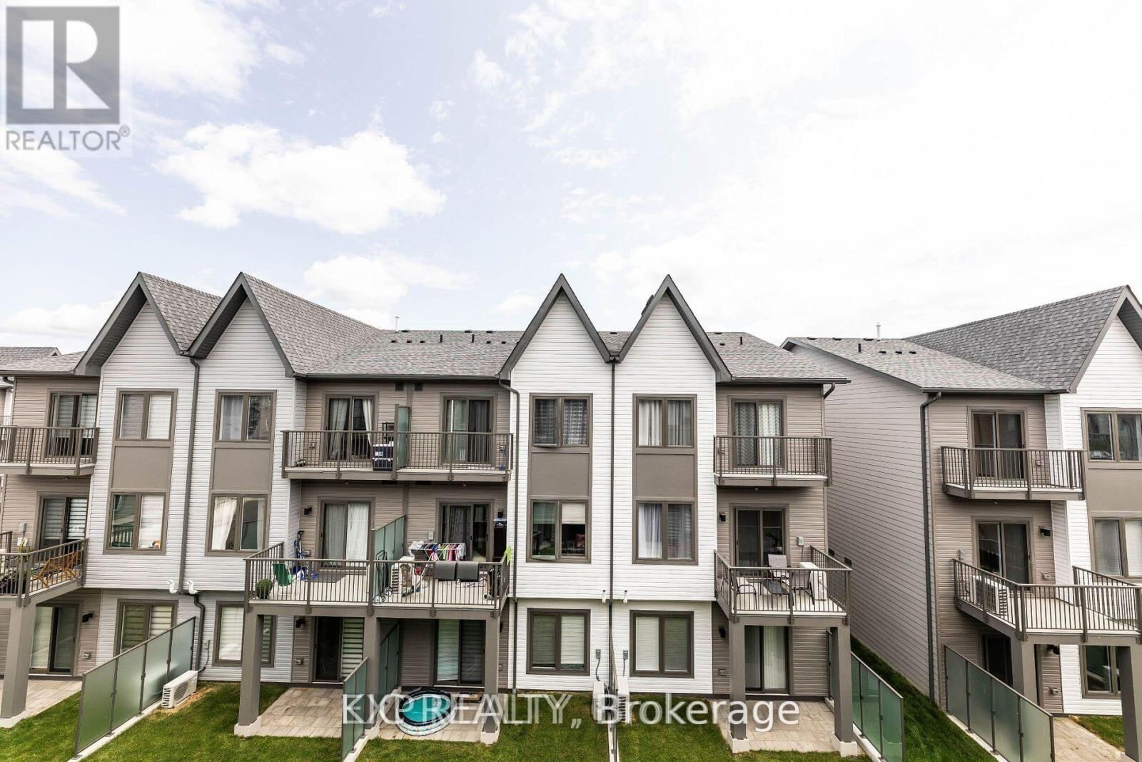 2635 William Jackson Drive Unit 108, Pickering (Duffin Heights)