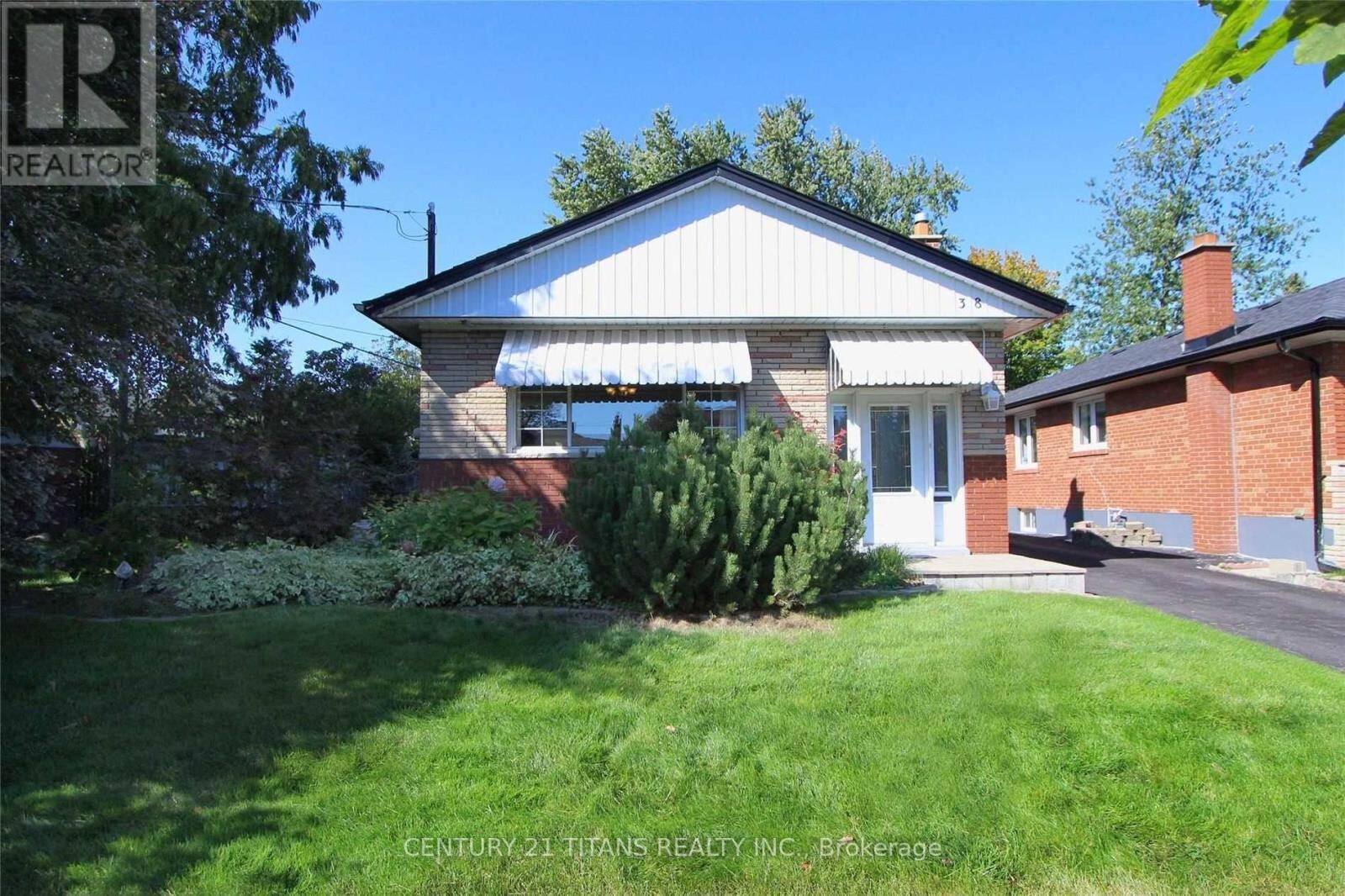 38 Rochman Boulevard, Toronto (Woburn)