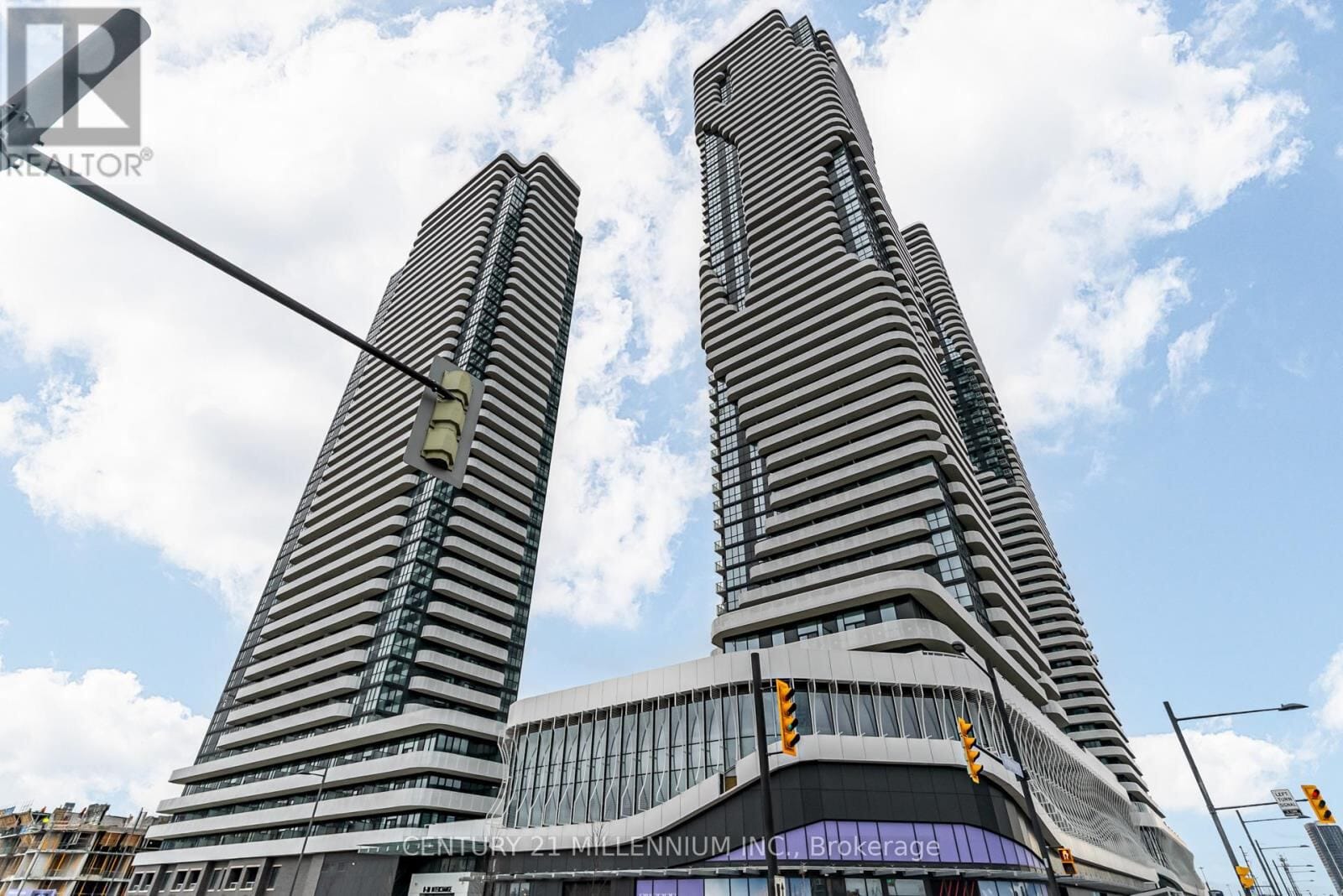 8 Interchange Way, Vaughan (Vaughan Corporate Centre)