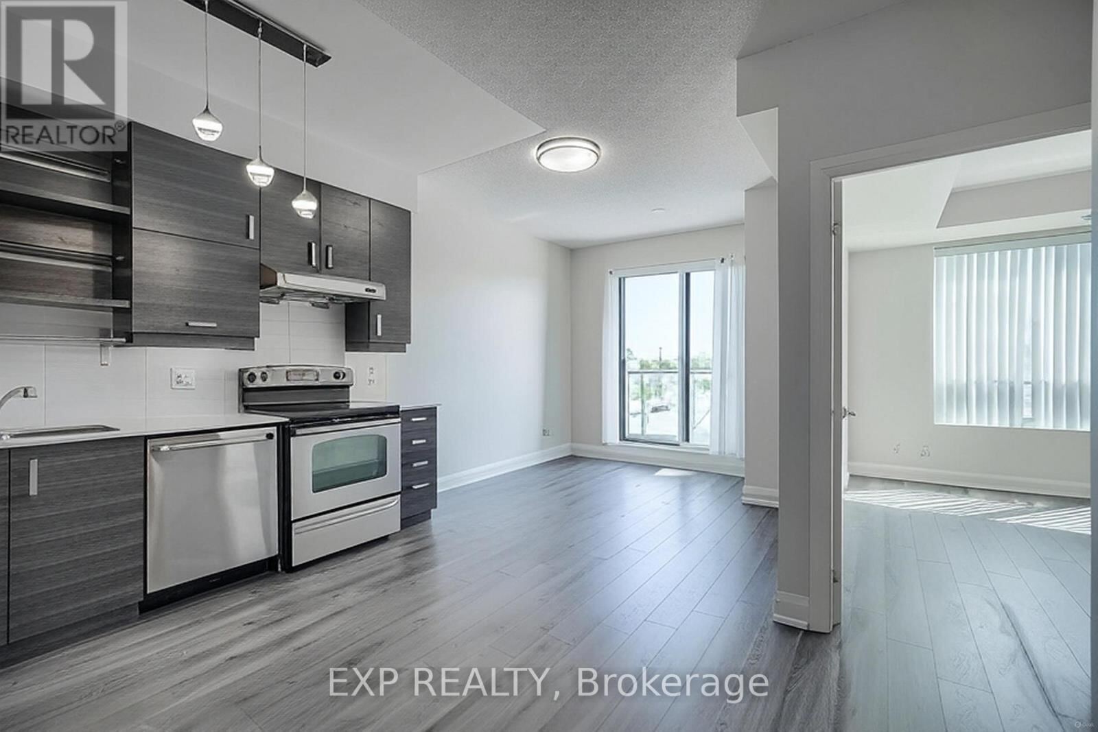 8228 Birchmount Road Unit 523, Markham (Unionville)