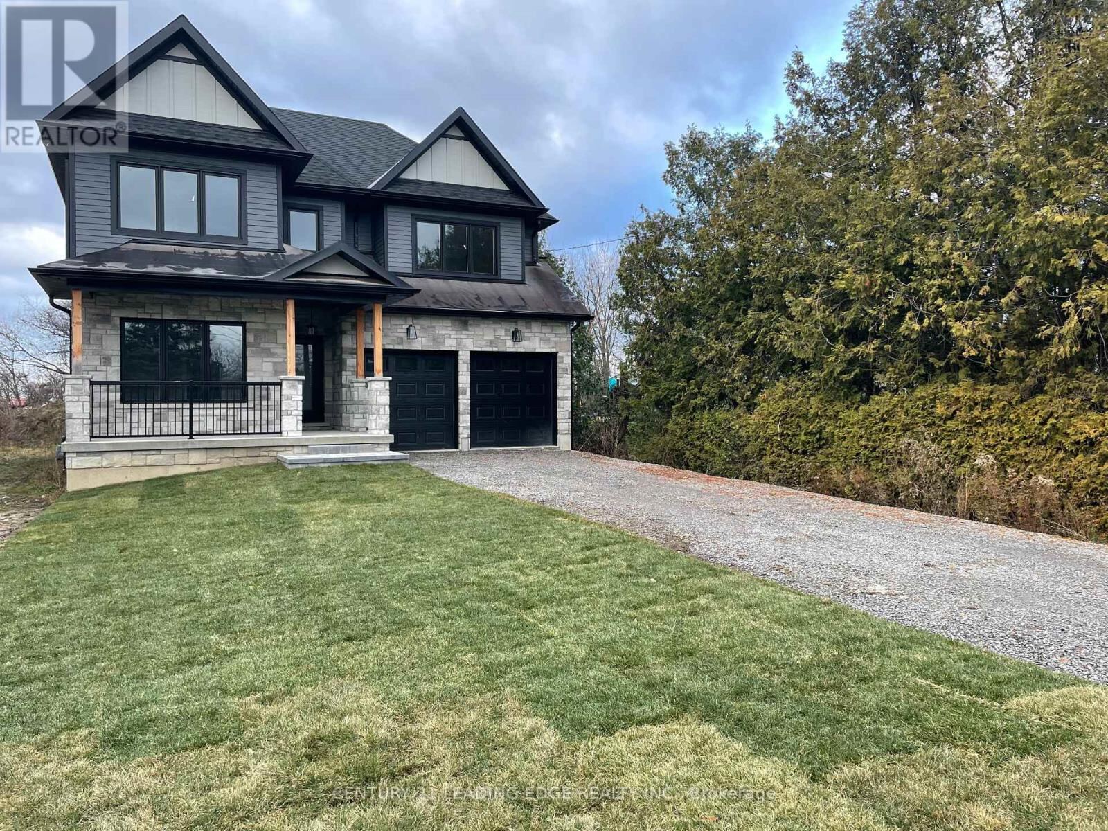 826 Montsell Avenue, Georgina (Historic Lakeshore Communities)