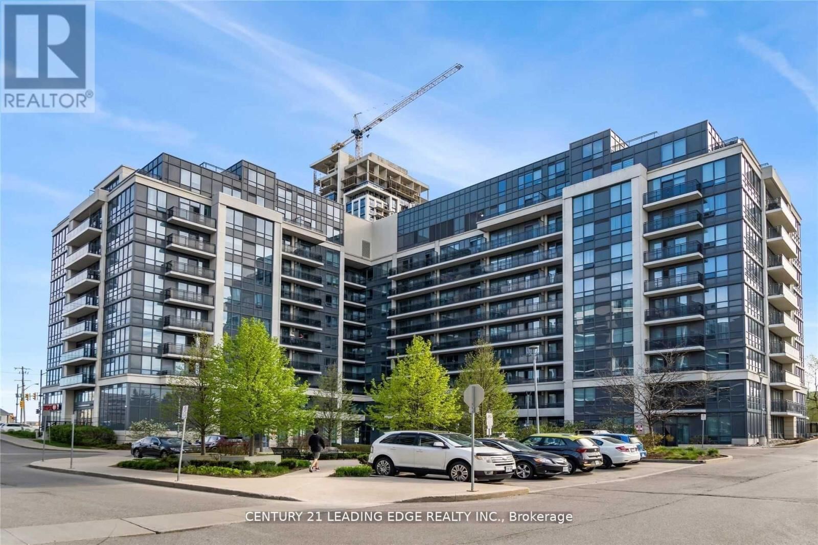 370 Hwy 7 Unit PH19, Richmond Hill (Doncrest)