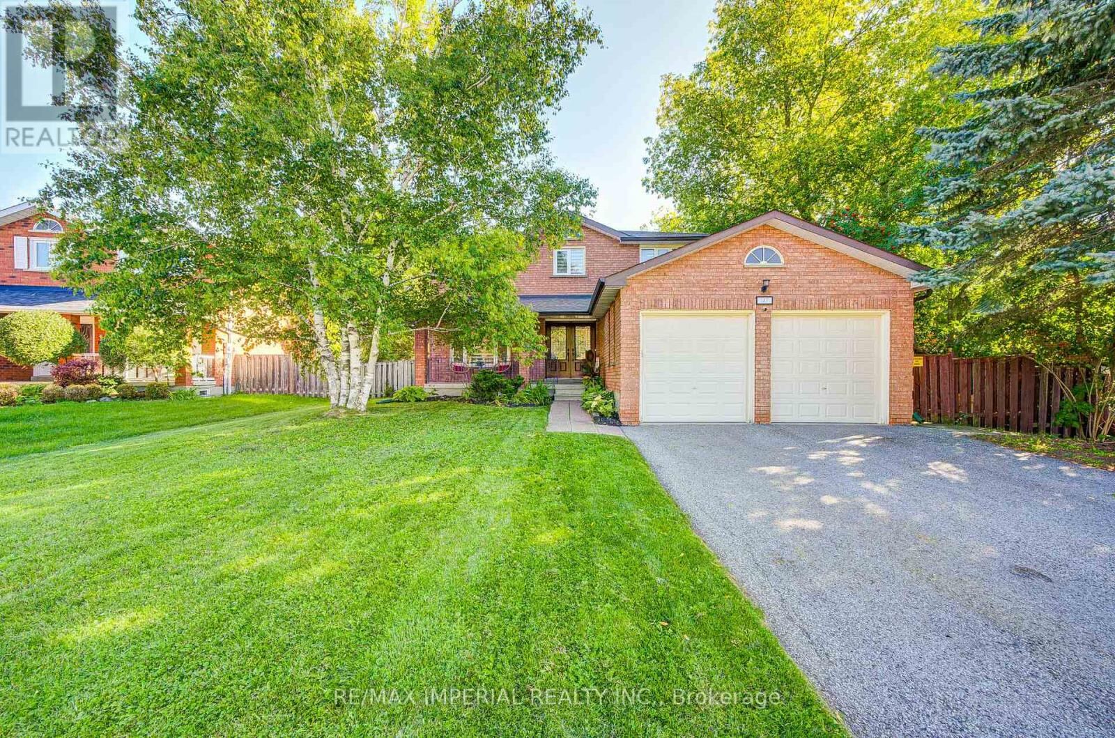 147 Millard Street, Whitchurch-Stouffville (Stouffville)