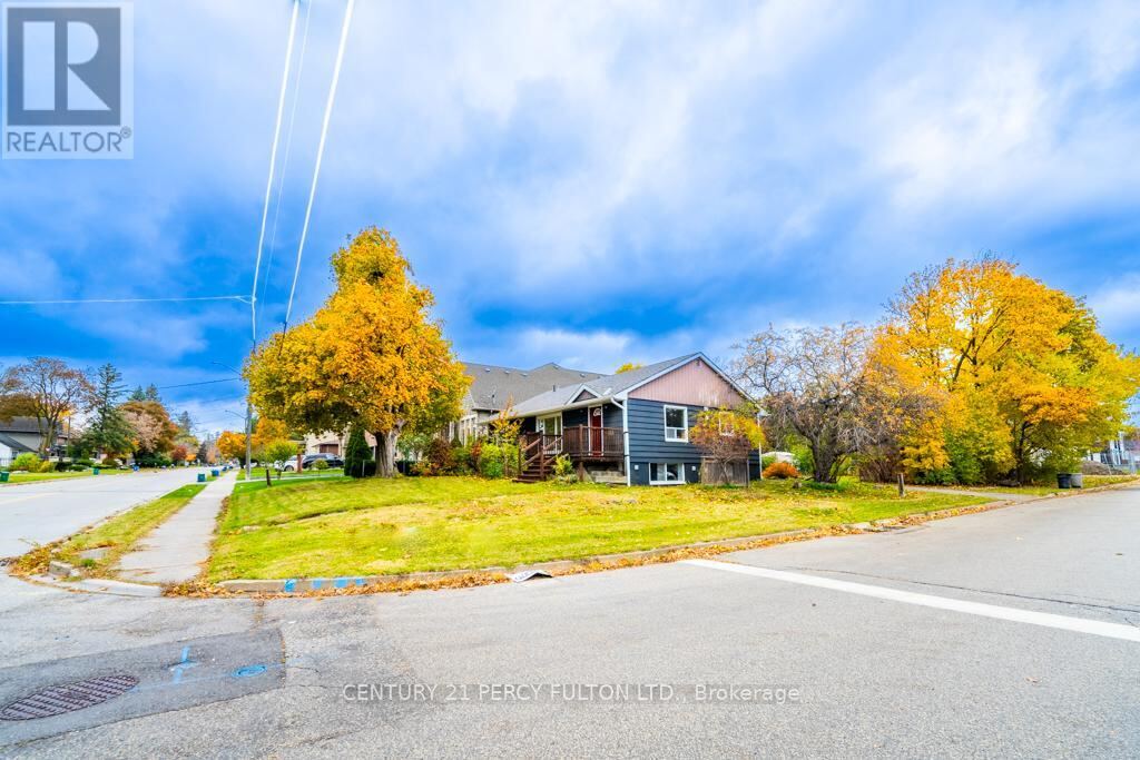 243 Ruggles Avenue Unit Bsmt #1, Richmond Hill (Harding)
