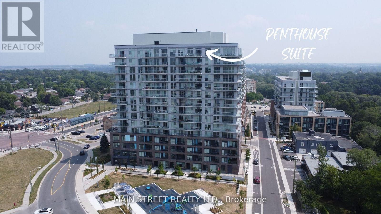 185 Deerfield Road Unit 1506, Newmarket (Central Newmarket)
