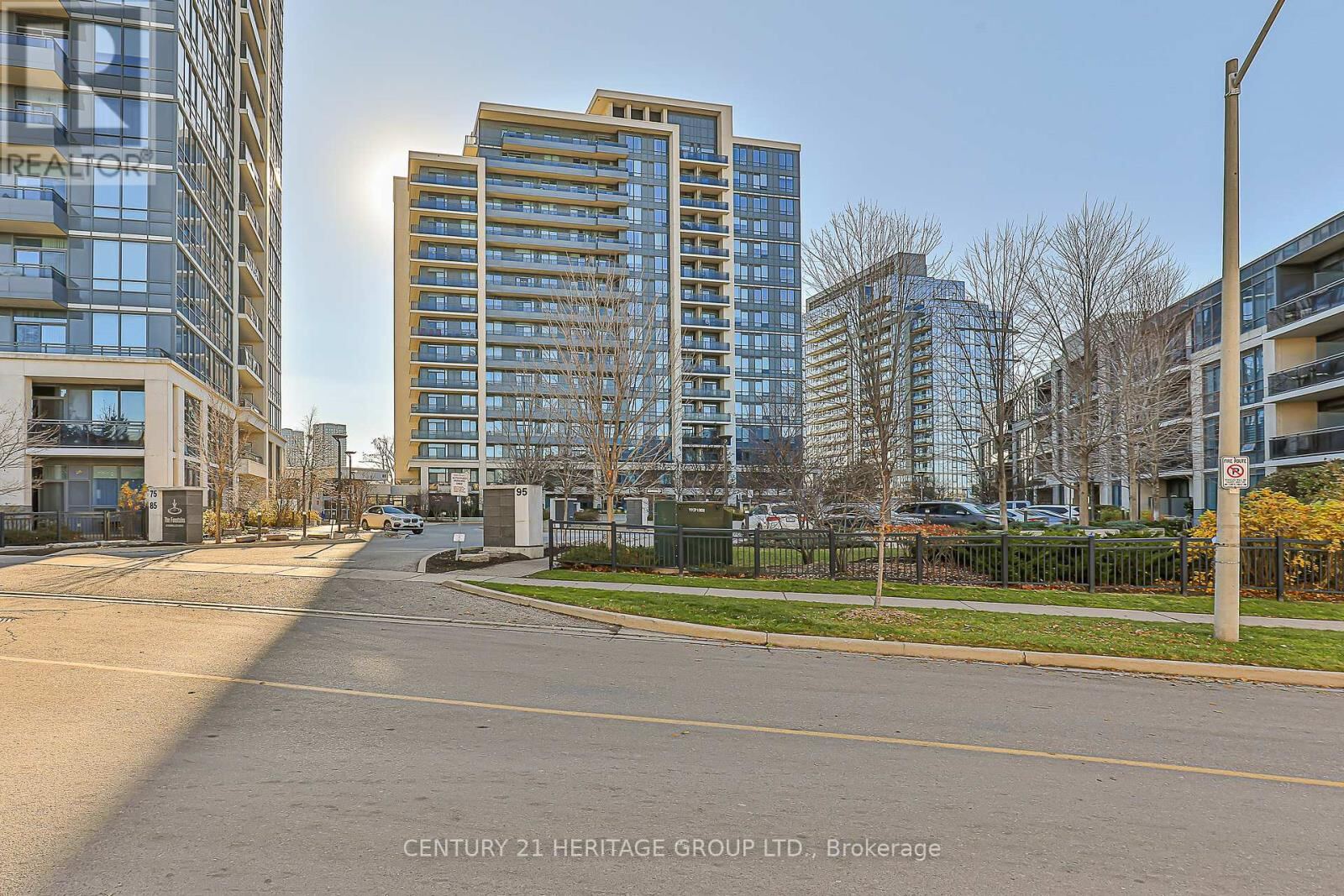 85 North Park Road Unit 914, Vaughan (Beverley Glen)