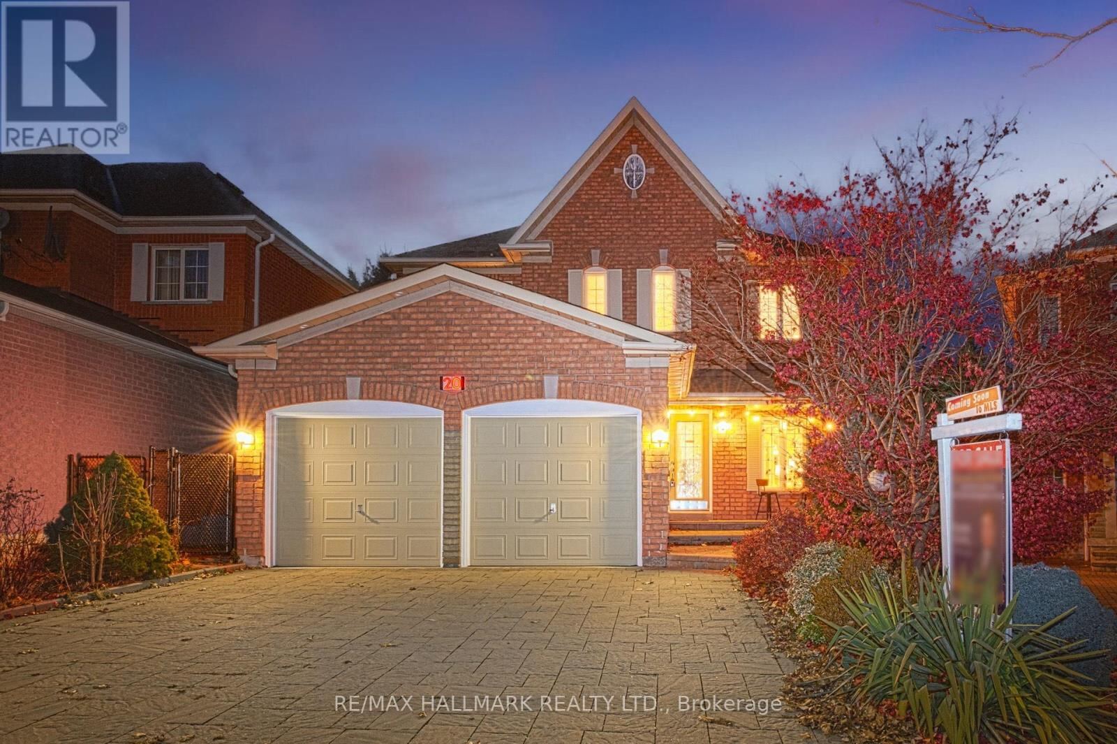 20 Palomino Drive, Richmond Hill (Westbrook)