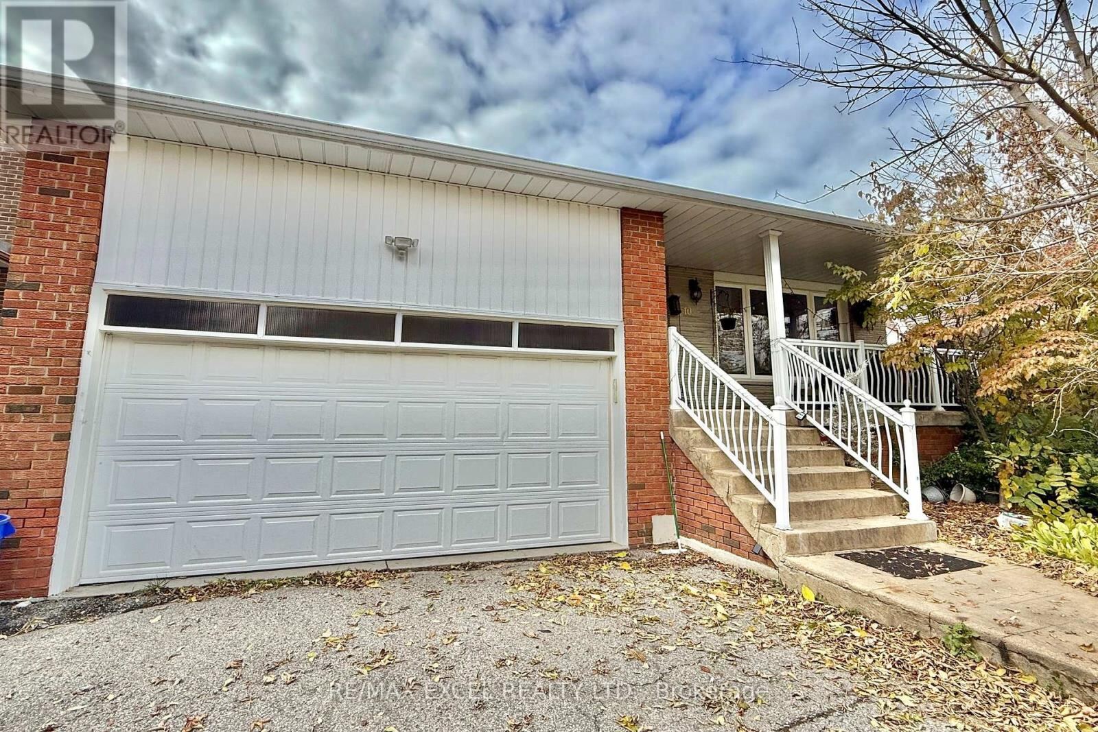 10 Kersey Crescent Unit Main, Richmond Hill (North Richvale)