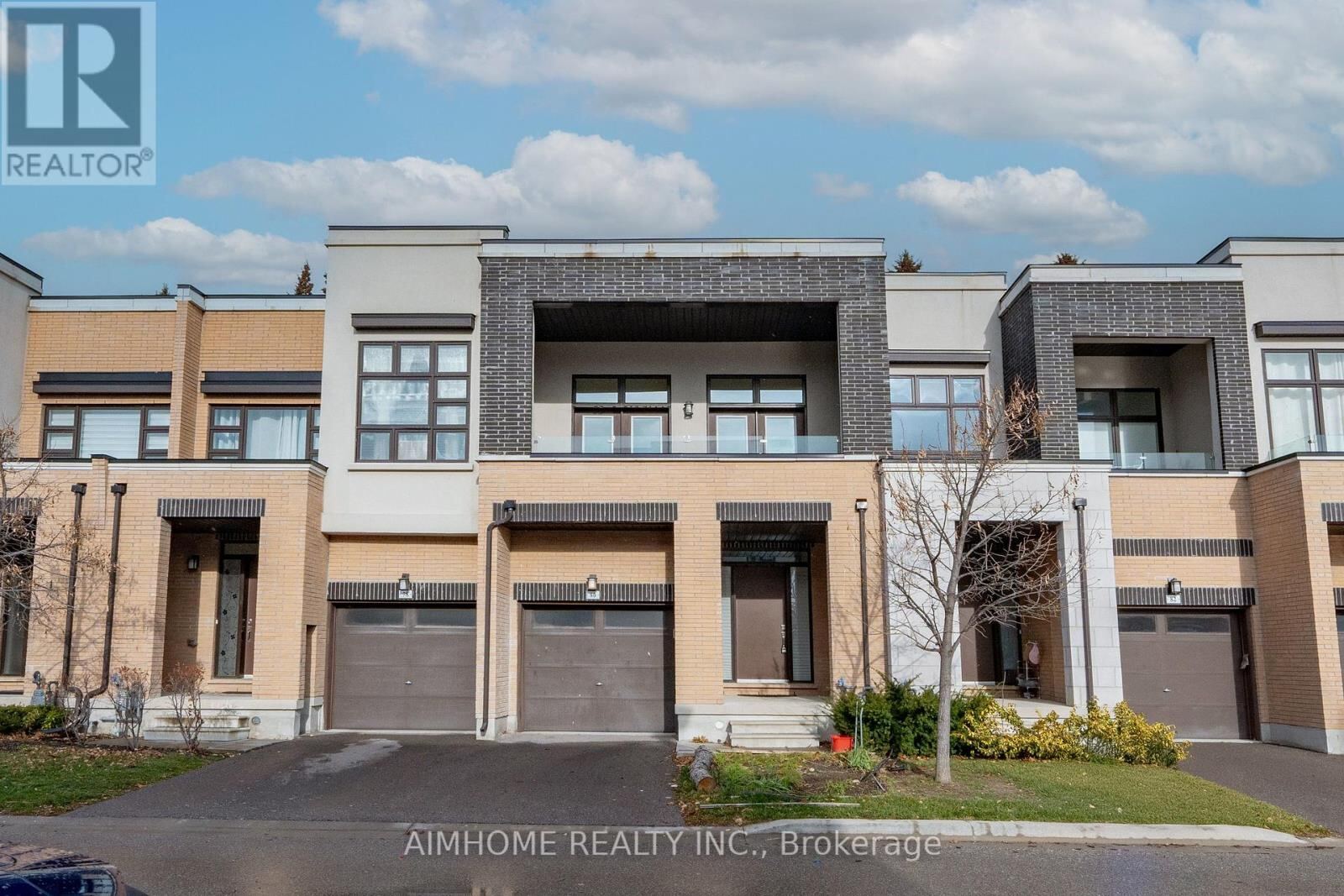 80 Causland Lane, Richmond Hill (Devonsleigh)