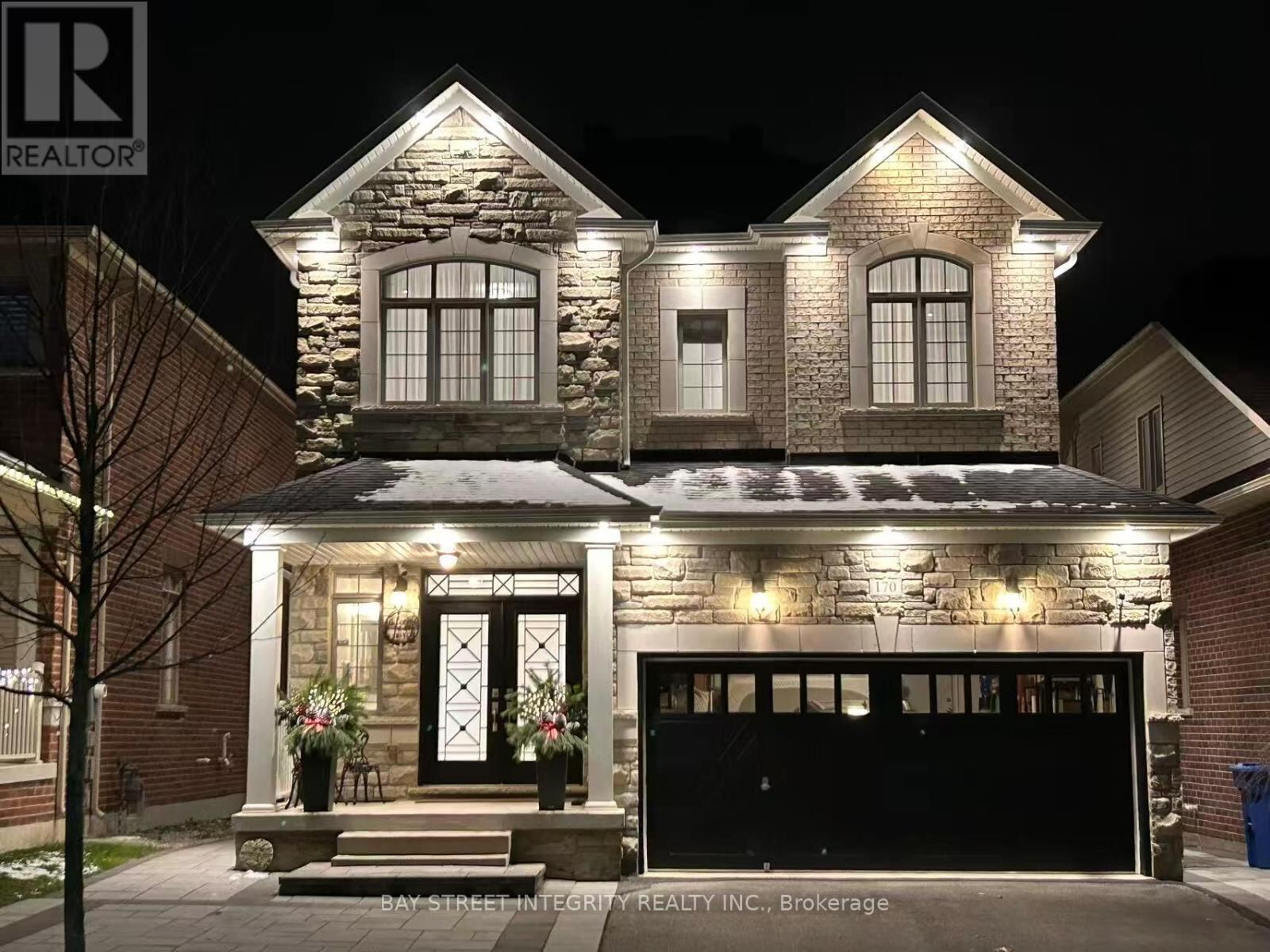 170 Crane Street, Aurora