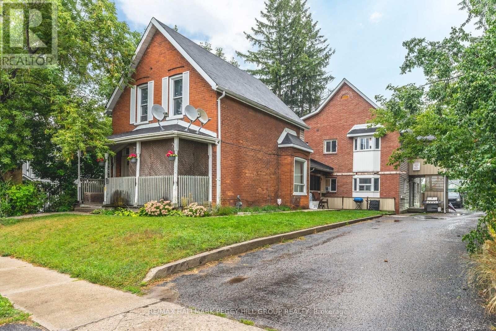 81 Innisfil Street, Barrie (Sanford)