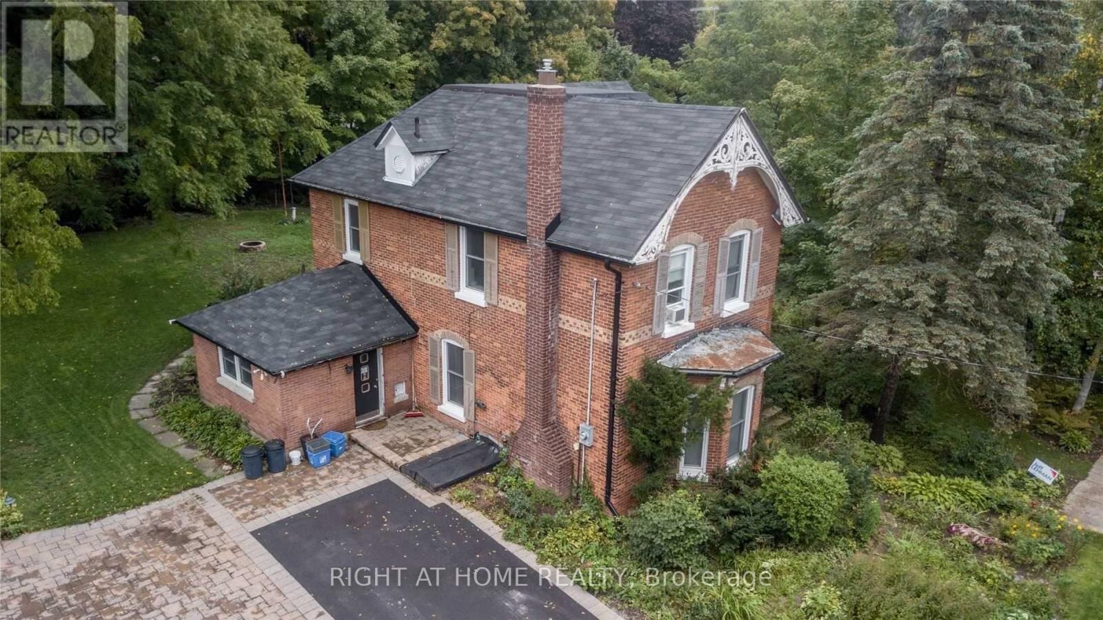 133-135 Mulcaster Street, Barrie (Codrington)