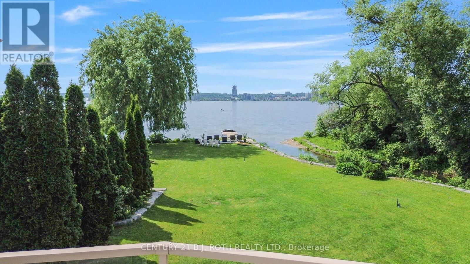 58 White Oaks Road, Barrie (South Shore)