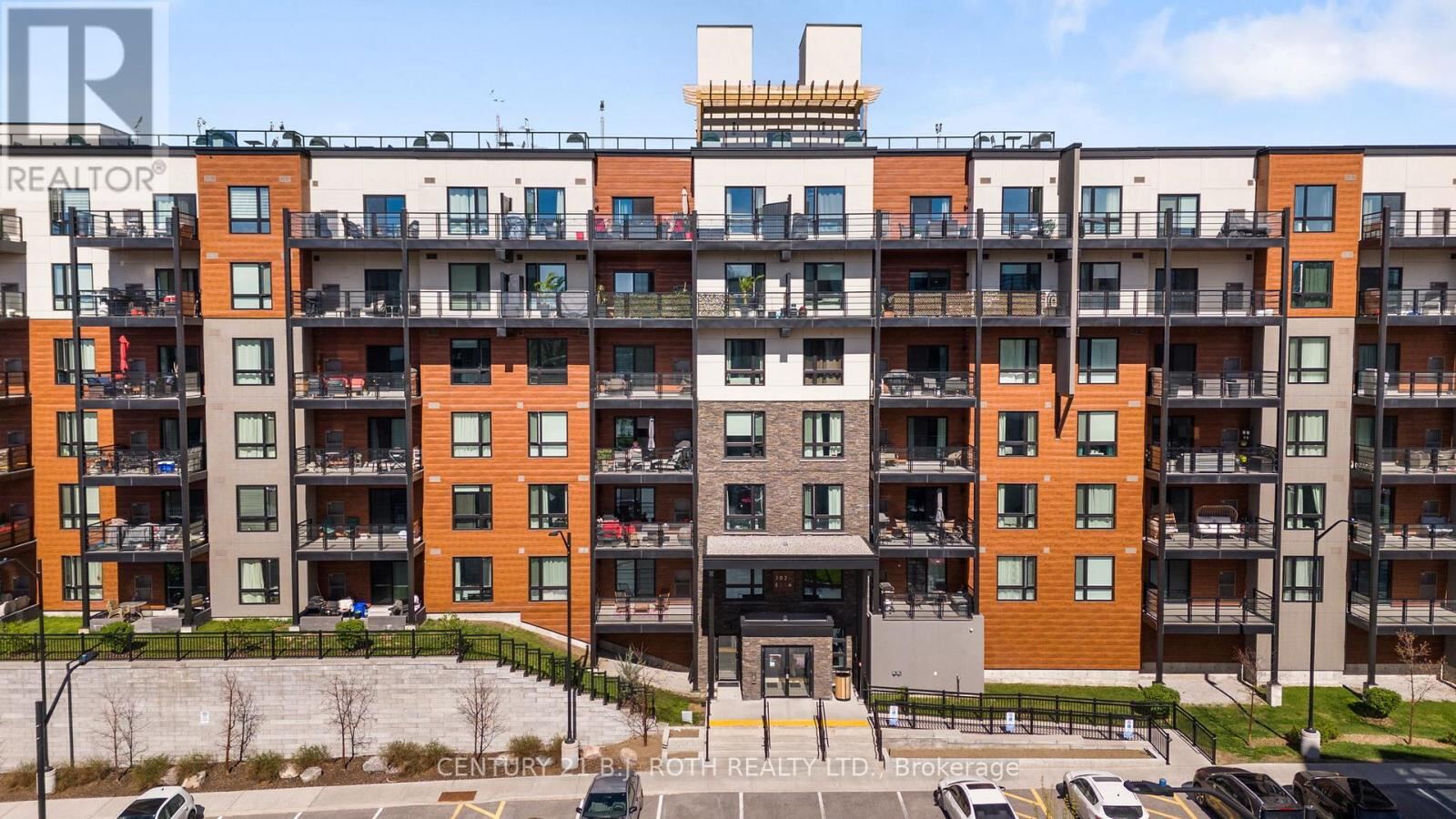302 ESSA Road Unit 115, Barrie (0 West)