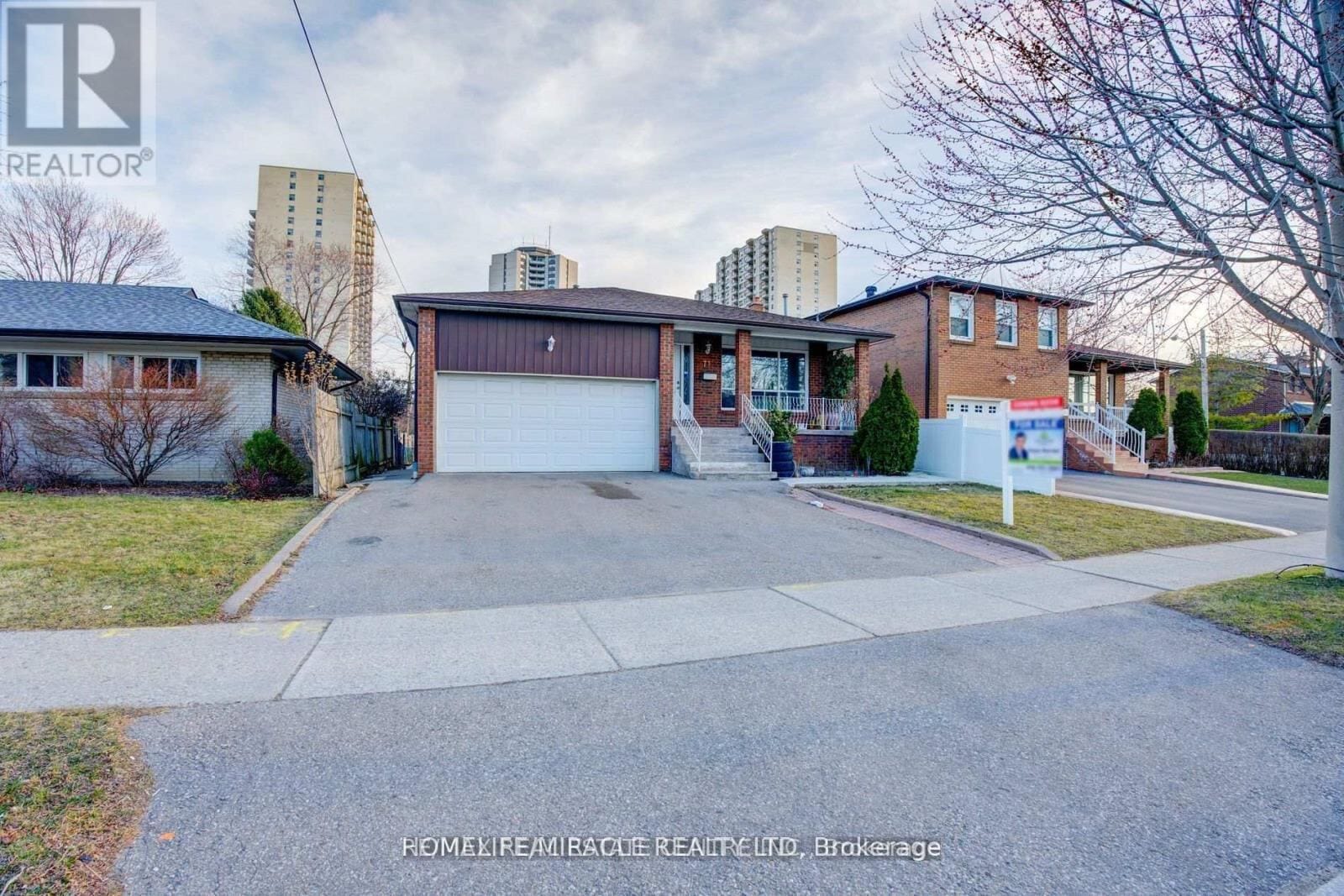 71 Kingsview Boulevard, Toronto (Kingsview Village-The Westway)