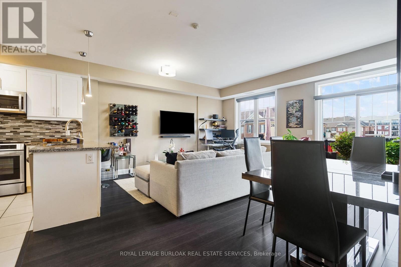 272 Georgian Drive Unit 306, Oakville (RO River Oaks)