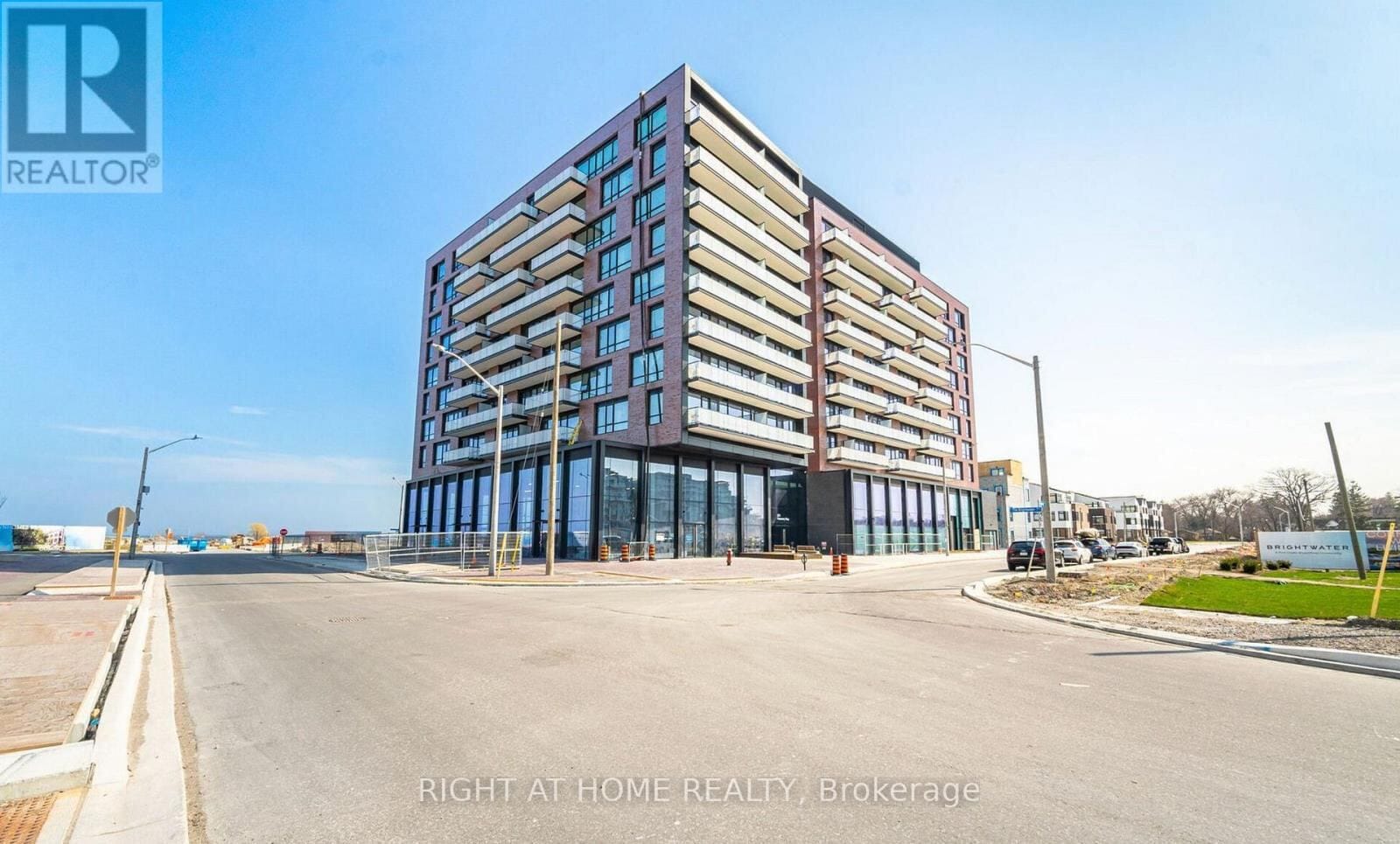 251 Masonry Way Unit 303, Mississauga (Port Credit)