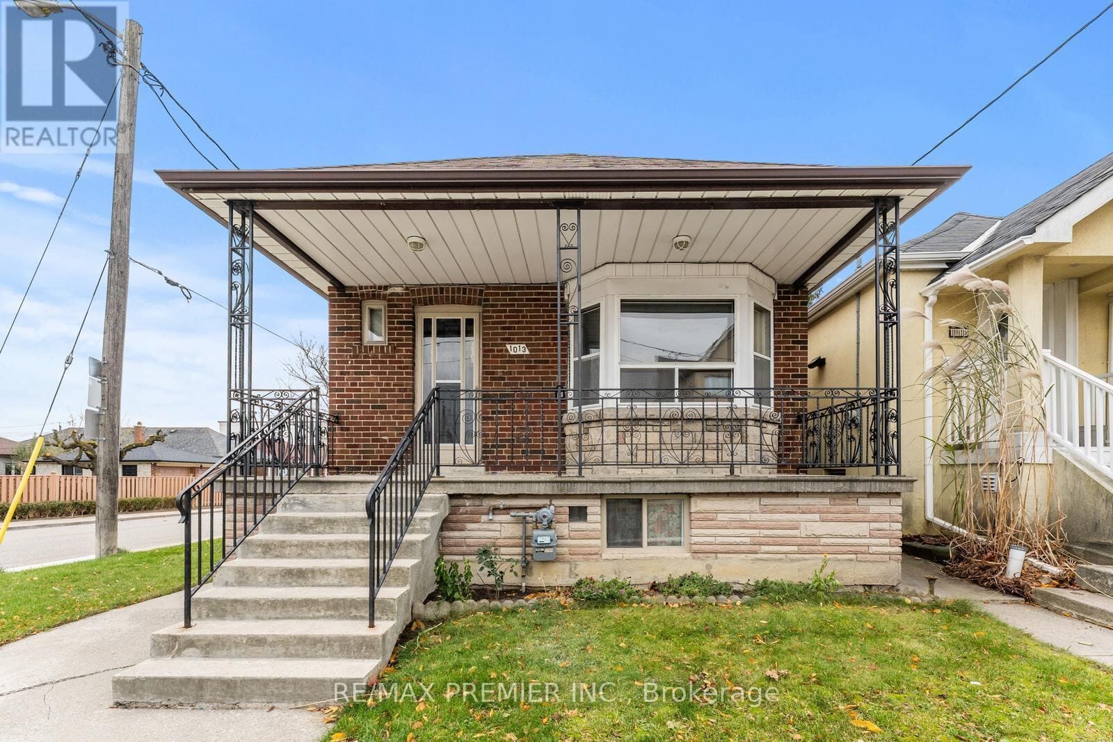 1013 Briar Hill Avenue, Toronto (Briar Hill-Belgravia)
