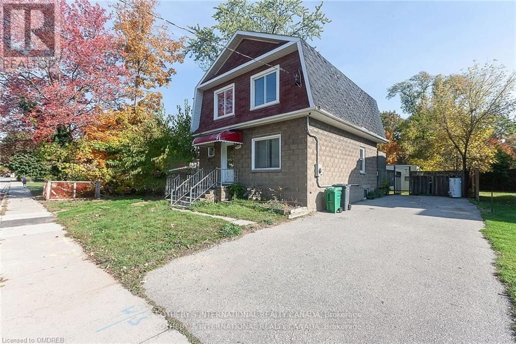 1842 BALSAM Avenue, Mississauga (Clarkson)