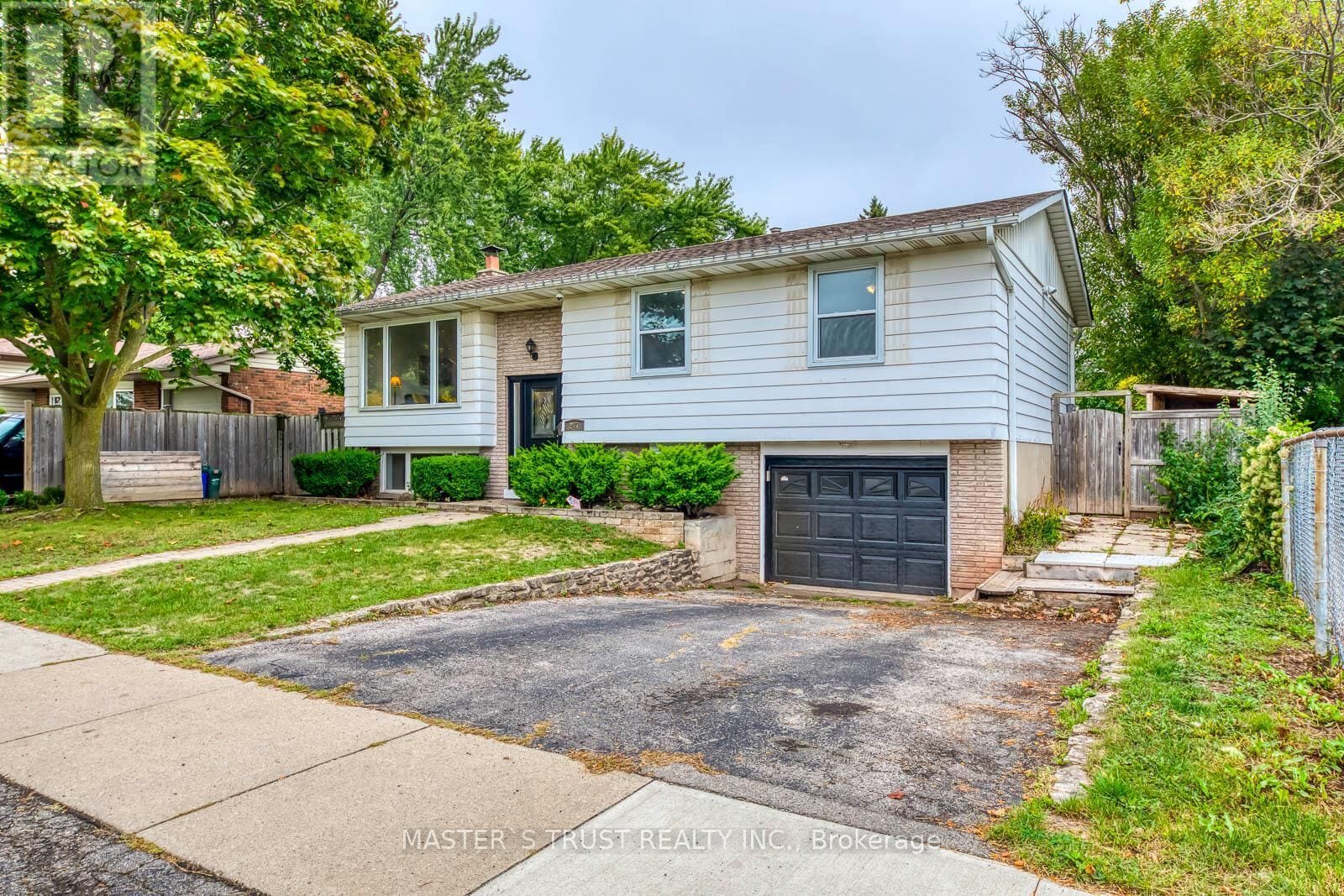 247 Kenwood Avenue, Burlington (Appleby)
