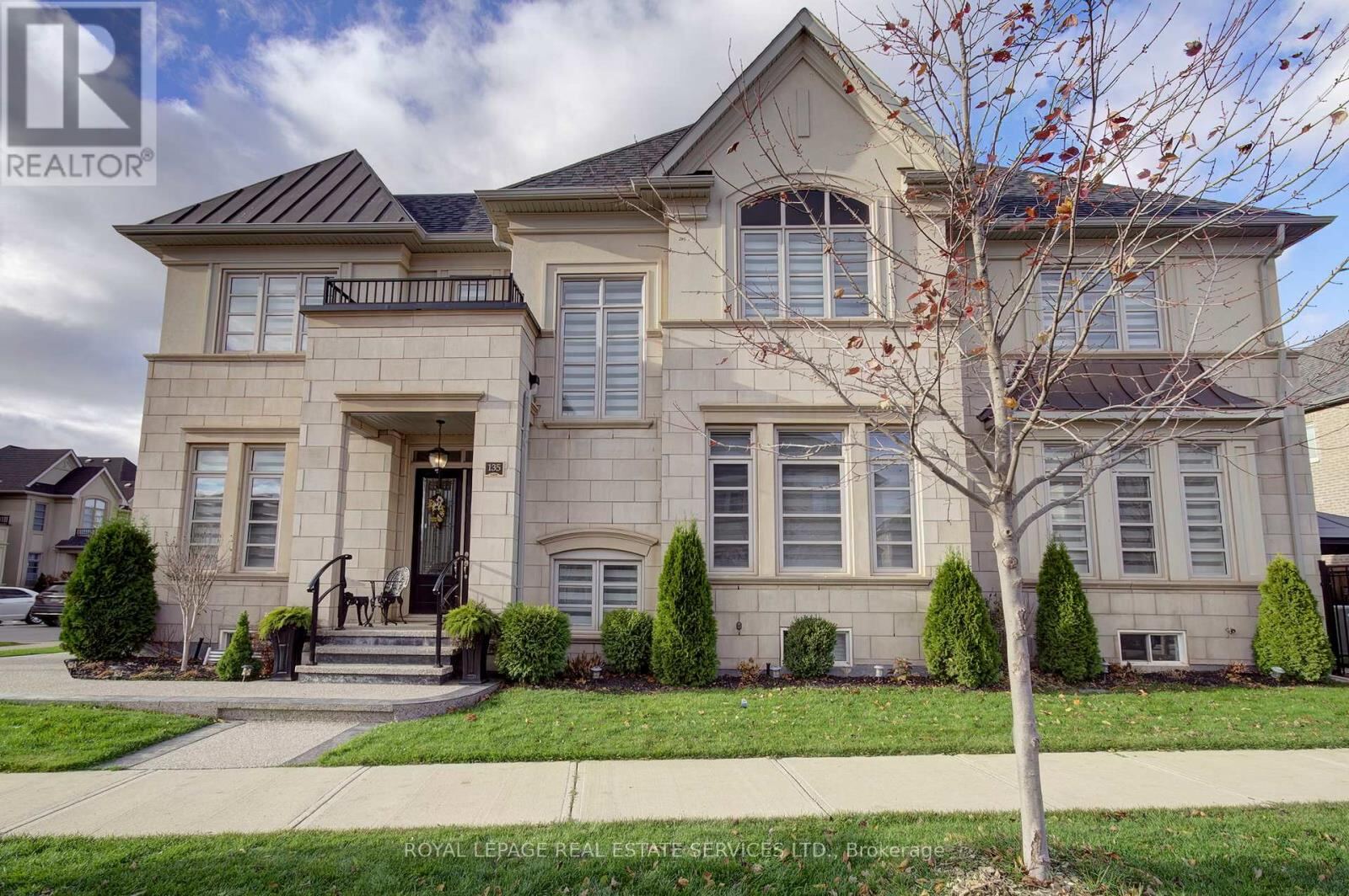 135 Zachary Crescent, Oakville (GO Glenorchy)