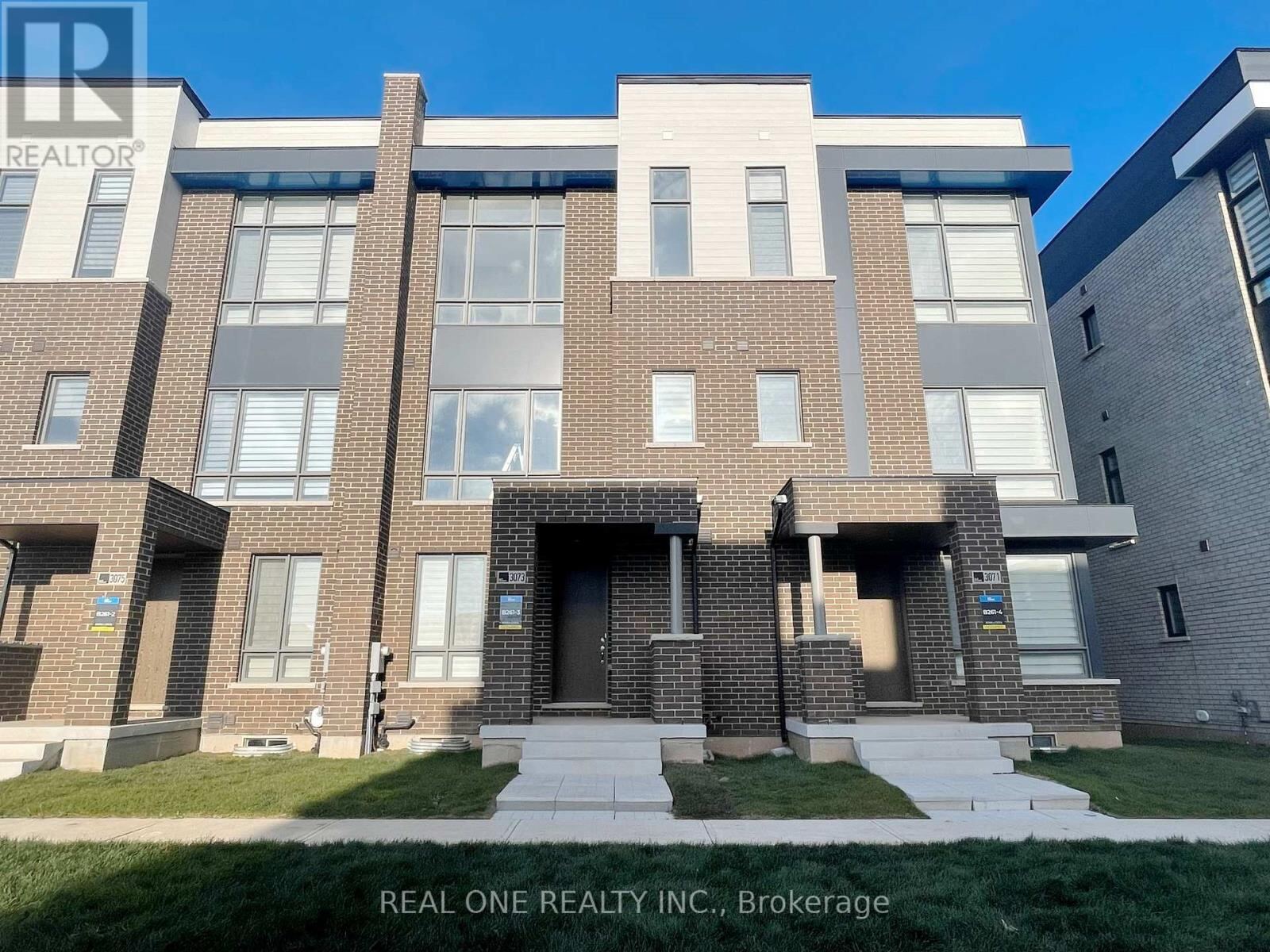 3073 Welsman Gardens, Oakville (JM Joshua Meadows)