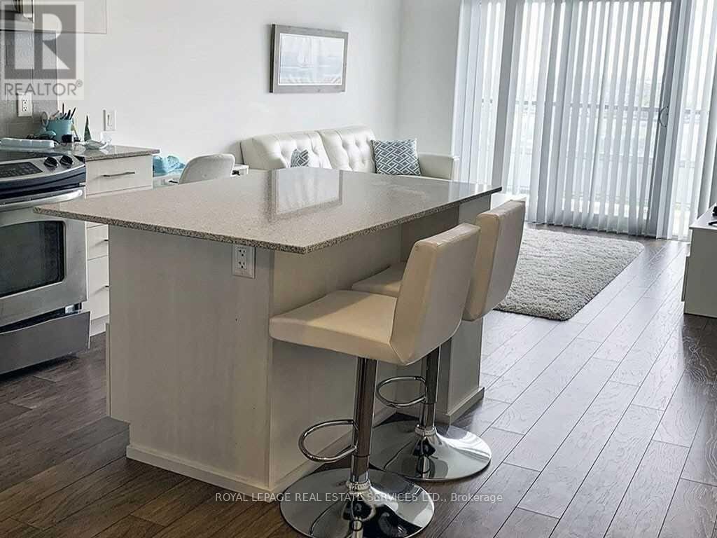 2560 Eglinton Avenue West Unit 1306, Mississauga (Central Erin Mills)