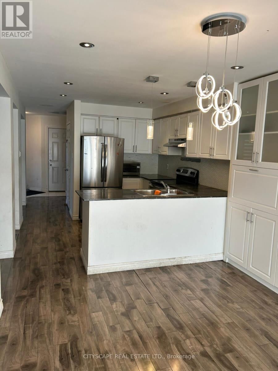 11 Trammell Lane, Brampton (Fletcher’s West)