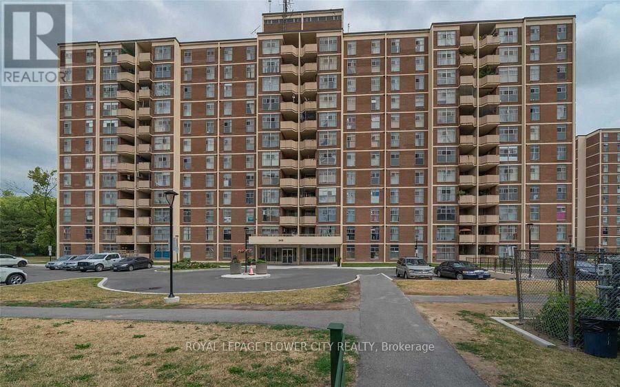 345 Driftwood Avenue Unit 207, Toronto (Black Creek)