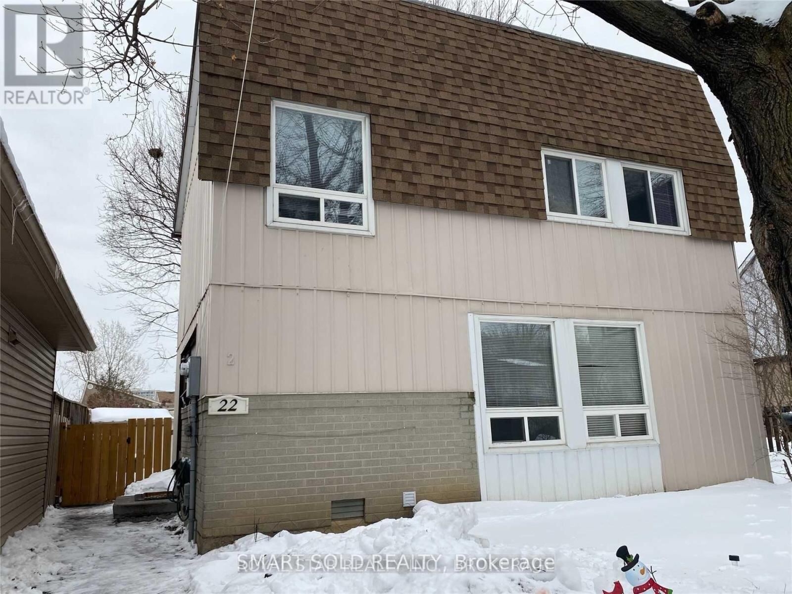 22 Hazelglen Court, Brampton (Central Park)