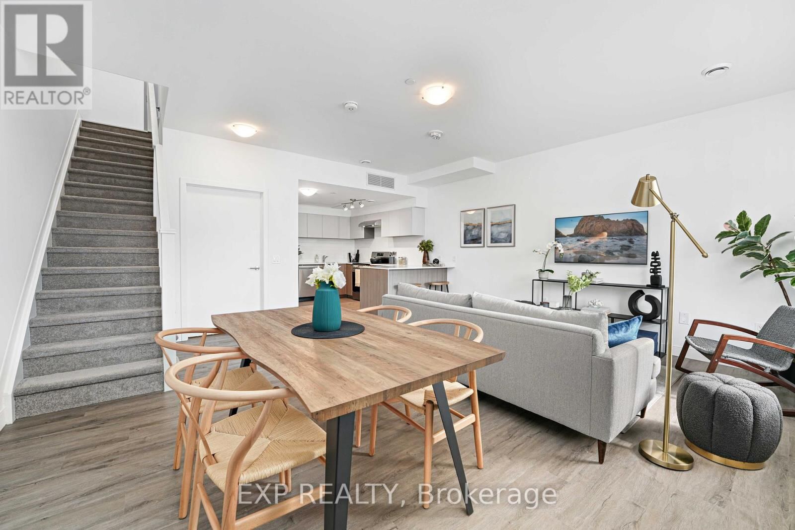 100 Manett Crescent Unit TH2, Brampton (Brampton West)