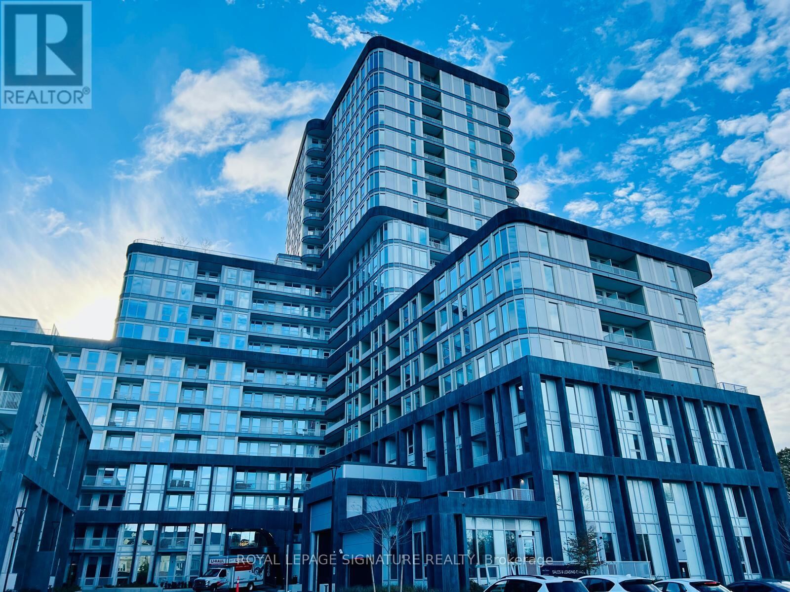 3240 William Coltson Avenue Unit 1802, Oakville (JM Joshua Meadows)