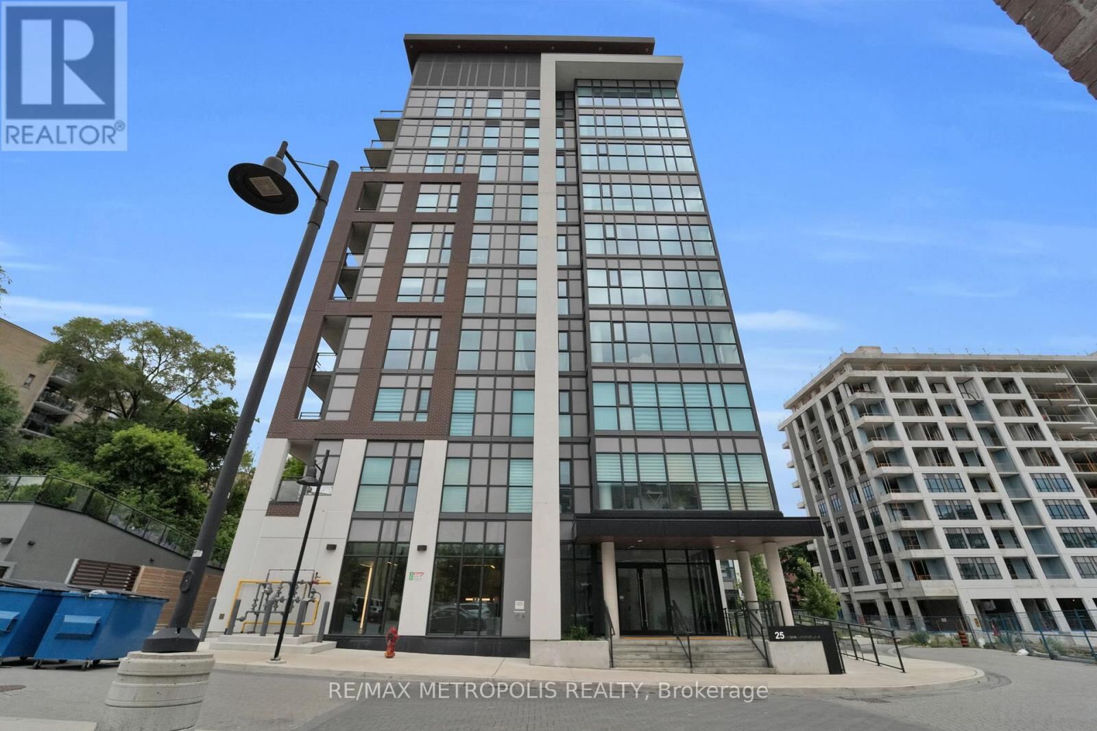 25 Neighbourhood Lane Unit 602, Toronto (Stonegate-Queensway)