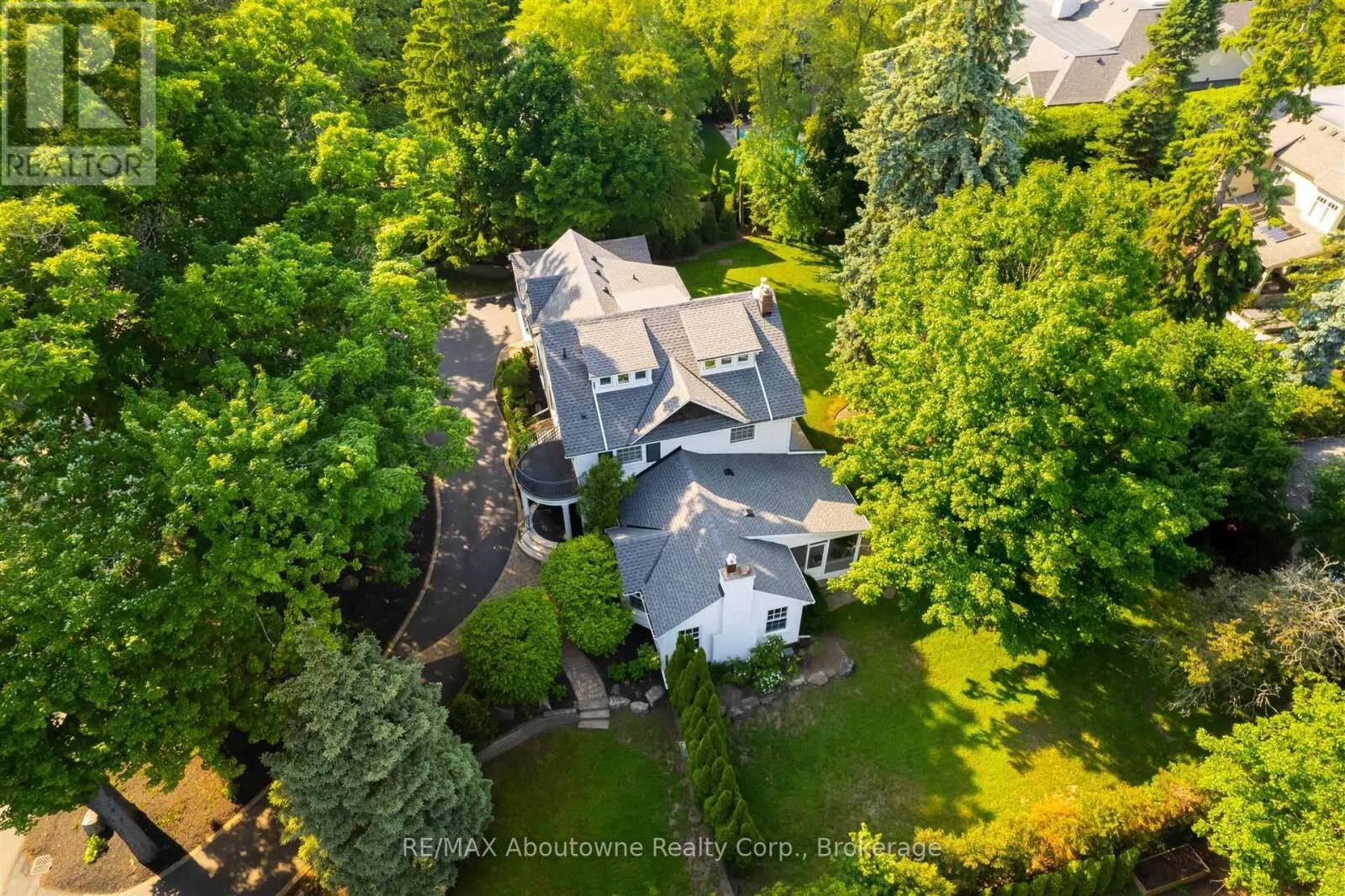 317 Gloucester Avenue, Oakville (OO Old Oakville)