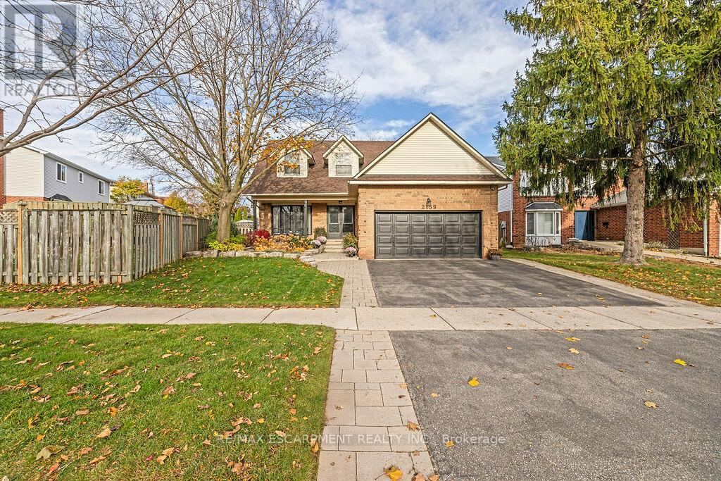 2139 Deerwood Drive, Burlington (Headon)