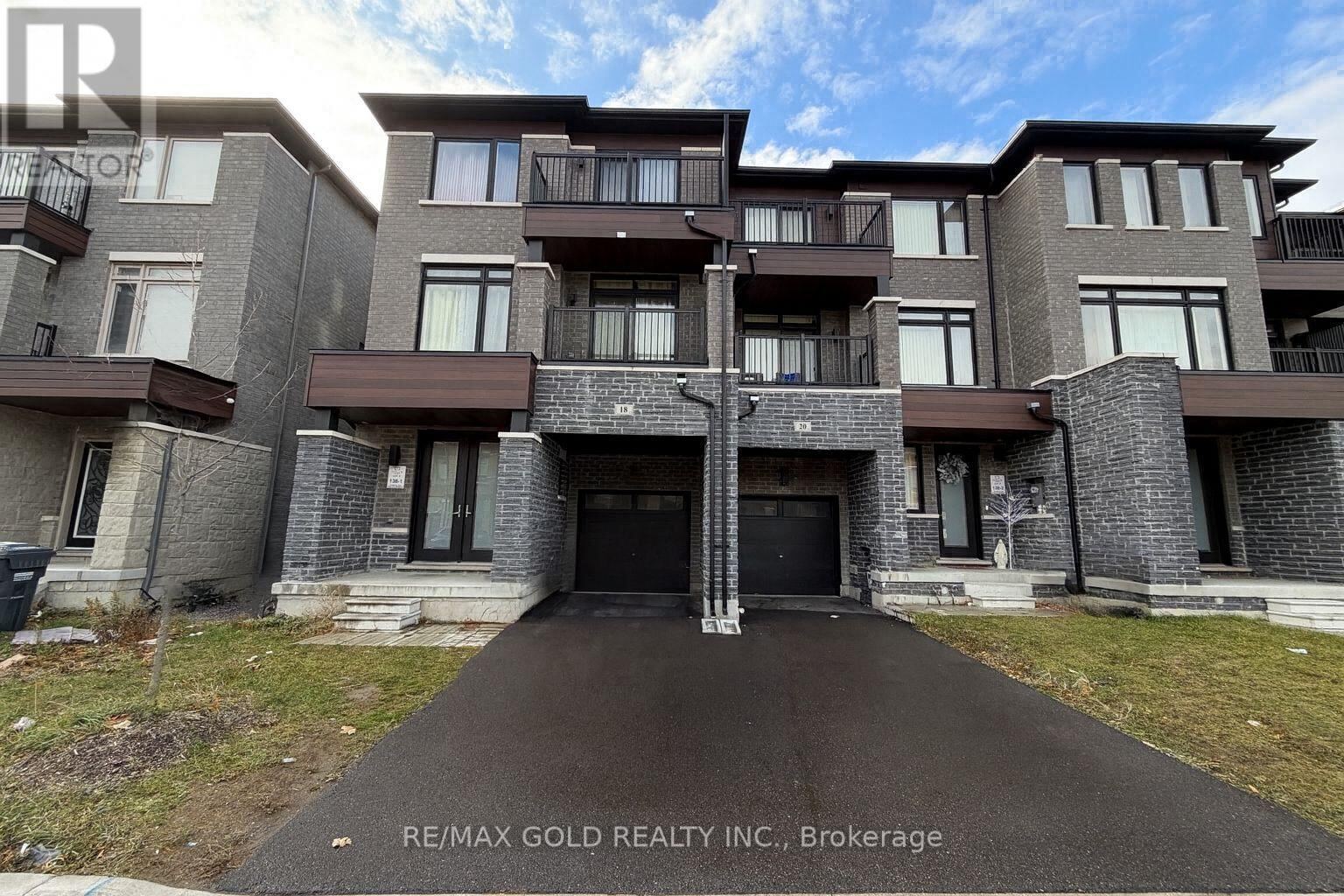 18 Haydrop Road, Brampton (Bram East)