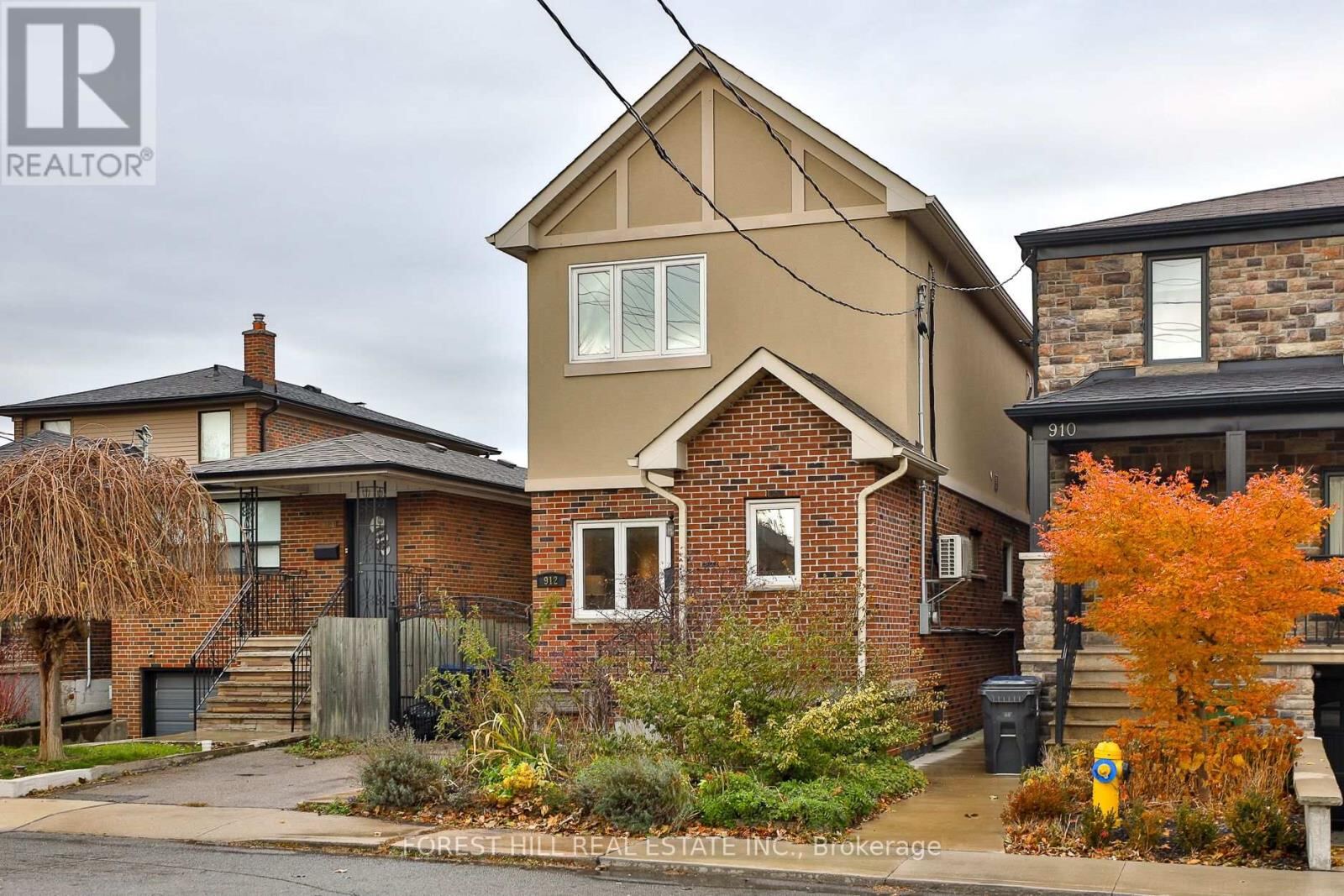 912 Briar Hill Avenue, Toronto (Briar Hill-Belgravia)