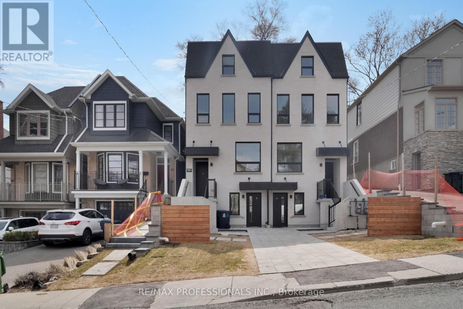 47 Morningside Avenue Unit A, Toronto (High Park-Swansea)