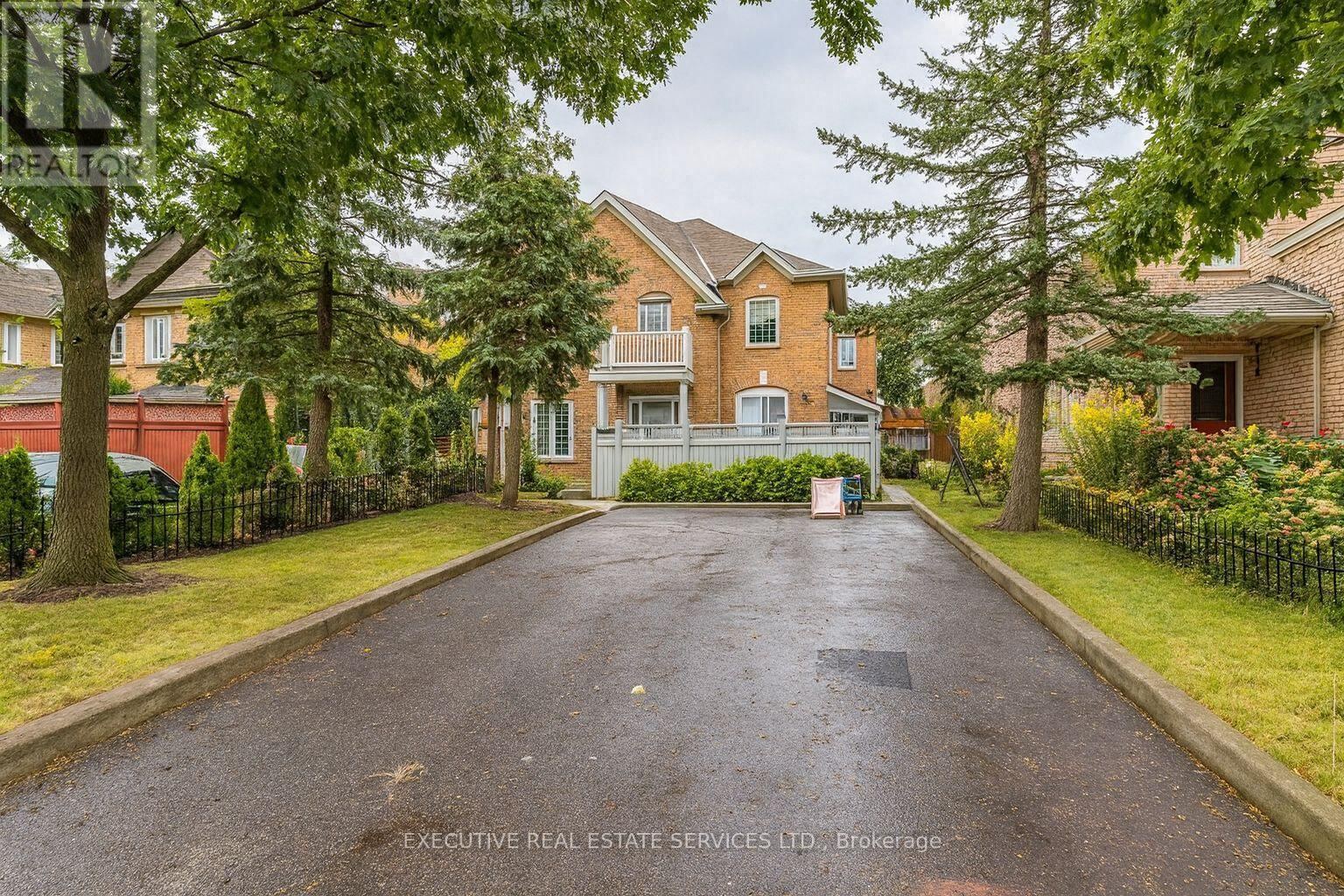 95 Yellow Brick Road, Brampton (Brampton North)