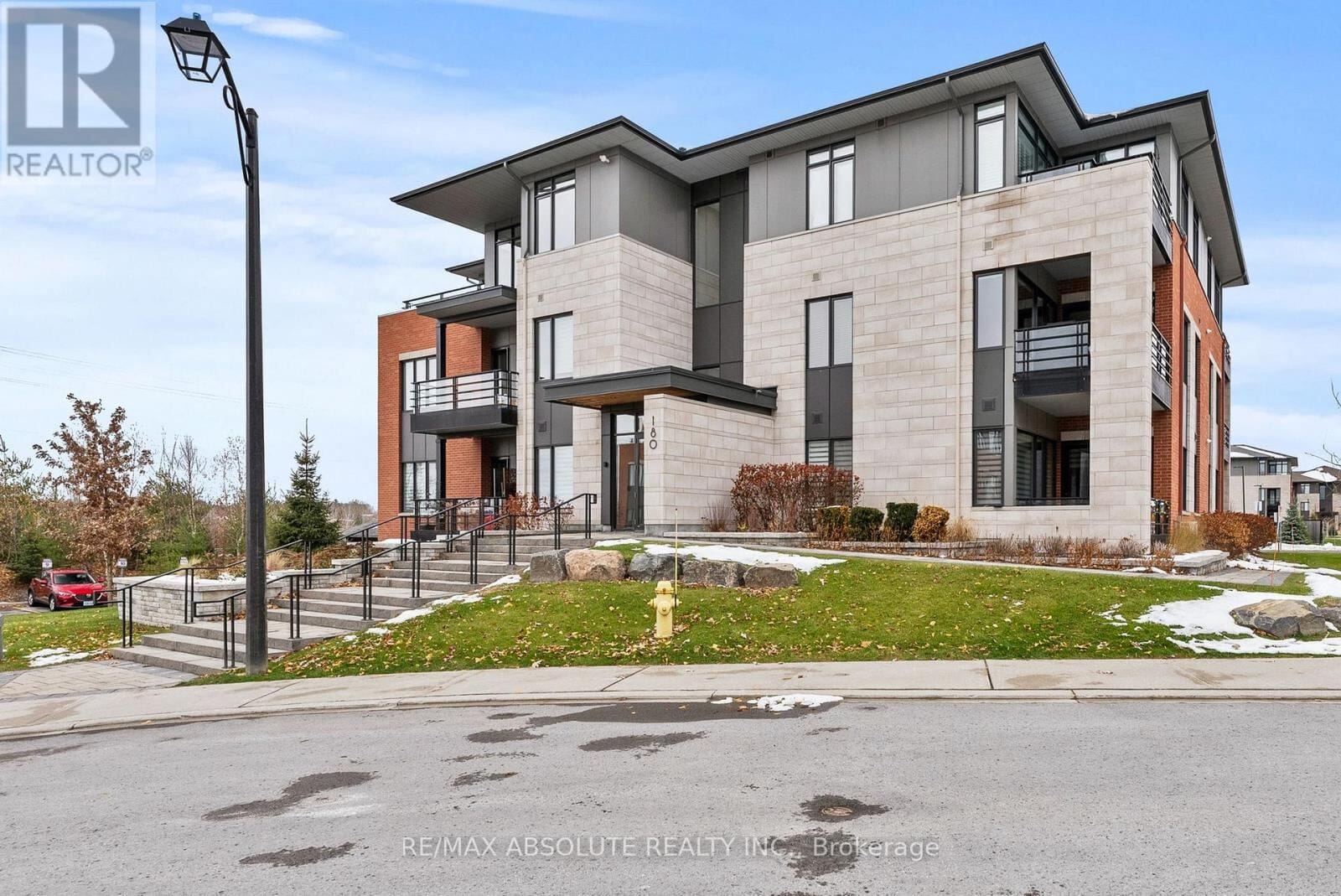 180 Boundstone Way Unit 205, Ottawa