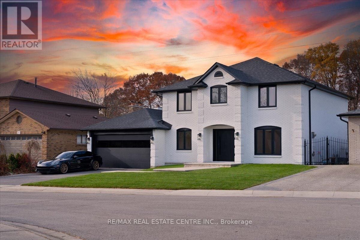 32 Elena Court, Hamilton (Greensville)