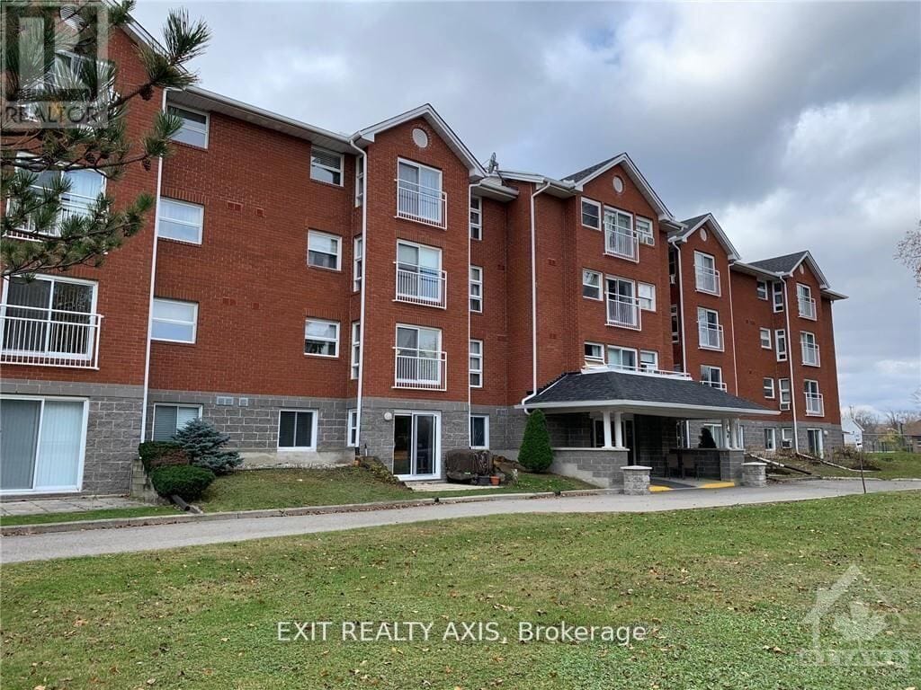 274 Ormond Street Unit 109, Brockville