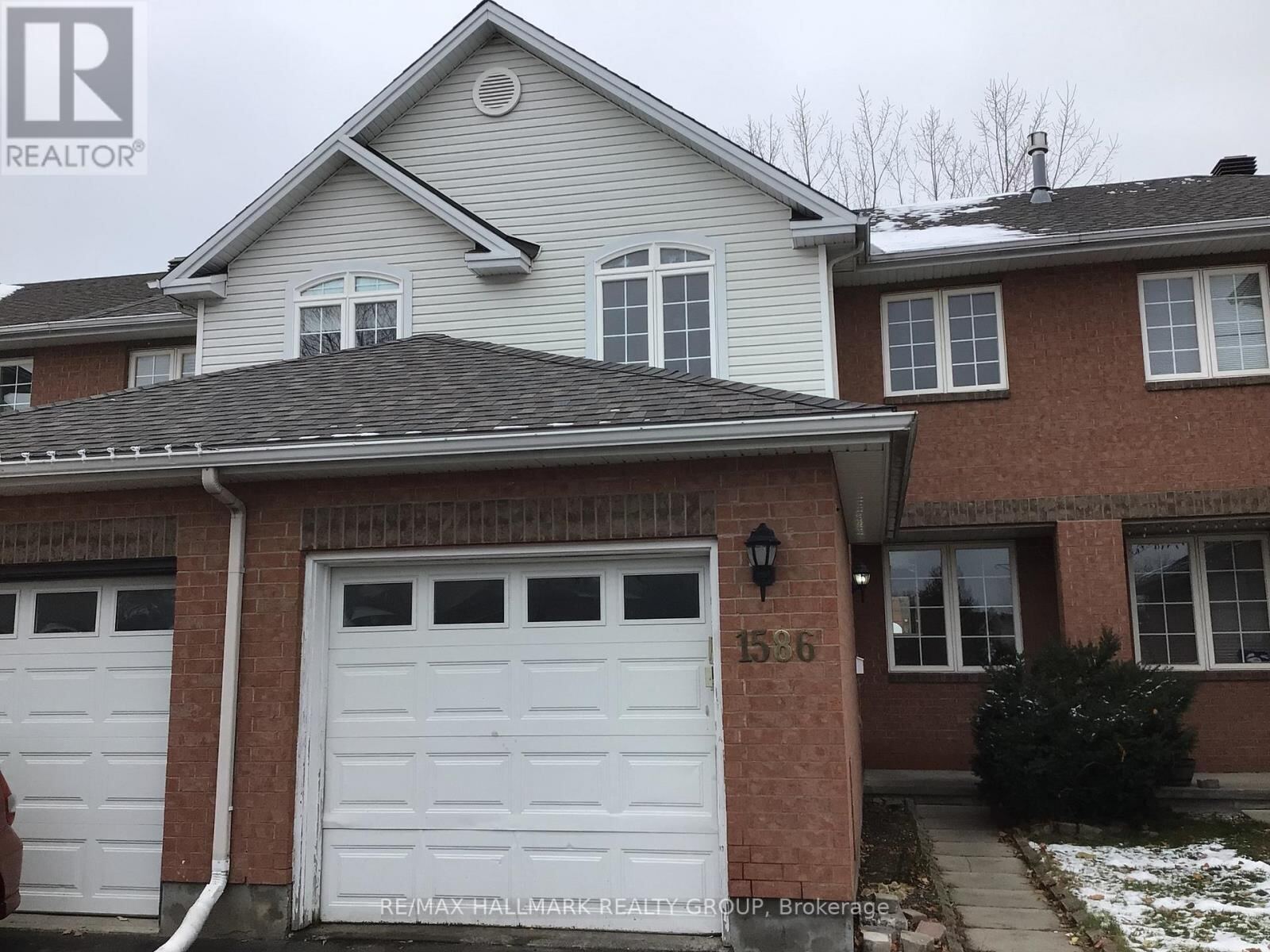1586 Duplante Avenue, Ottawa