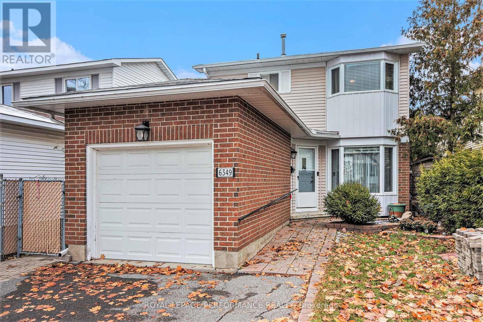 6349 St Louis Drive, Ottawa