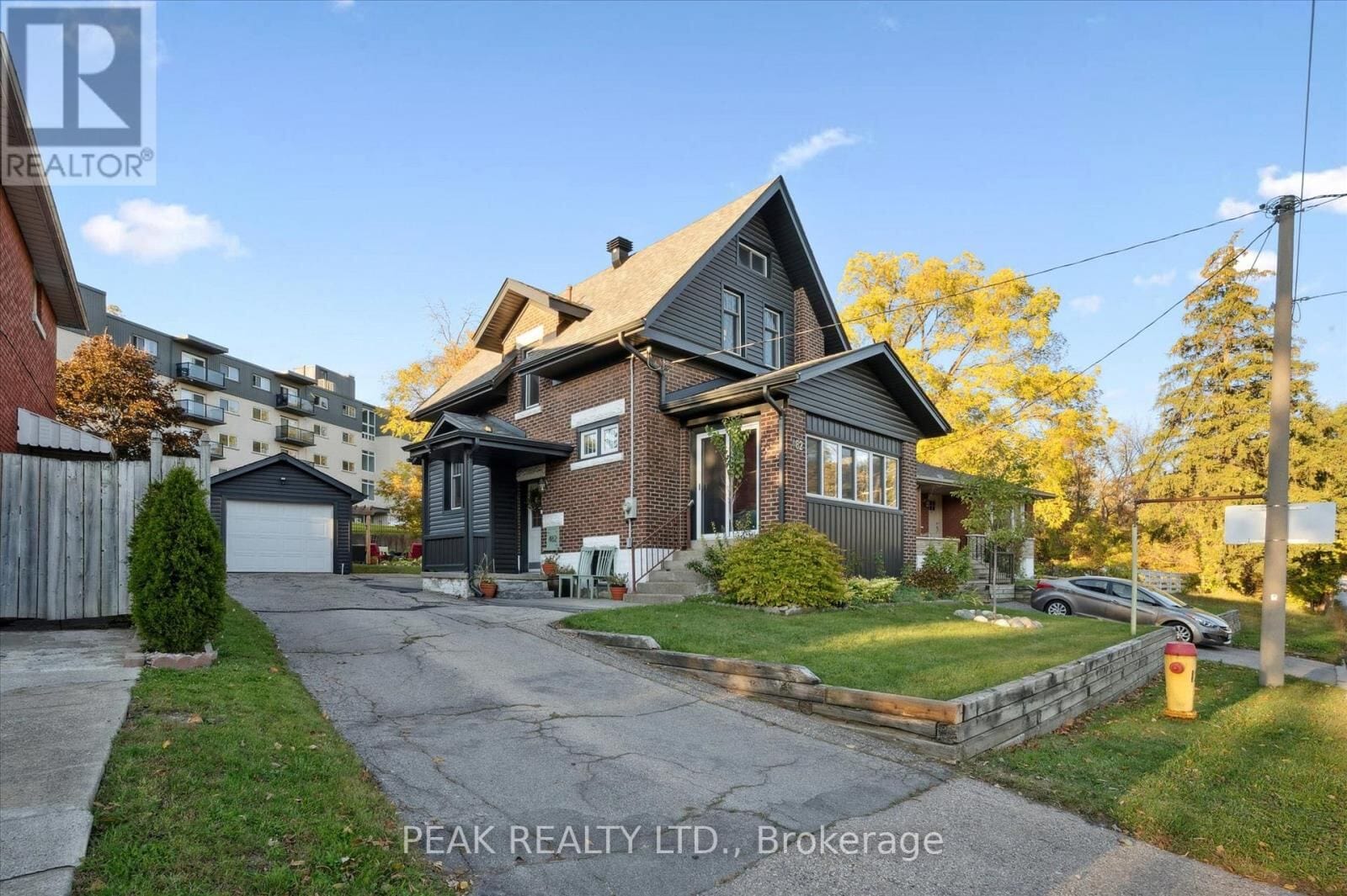 482 Wellington Street North, Kitchener